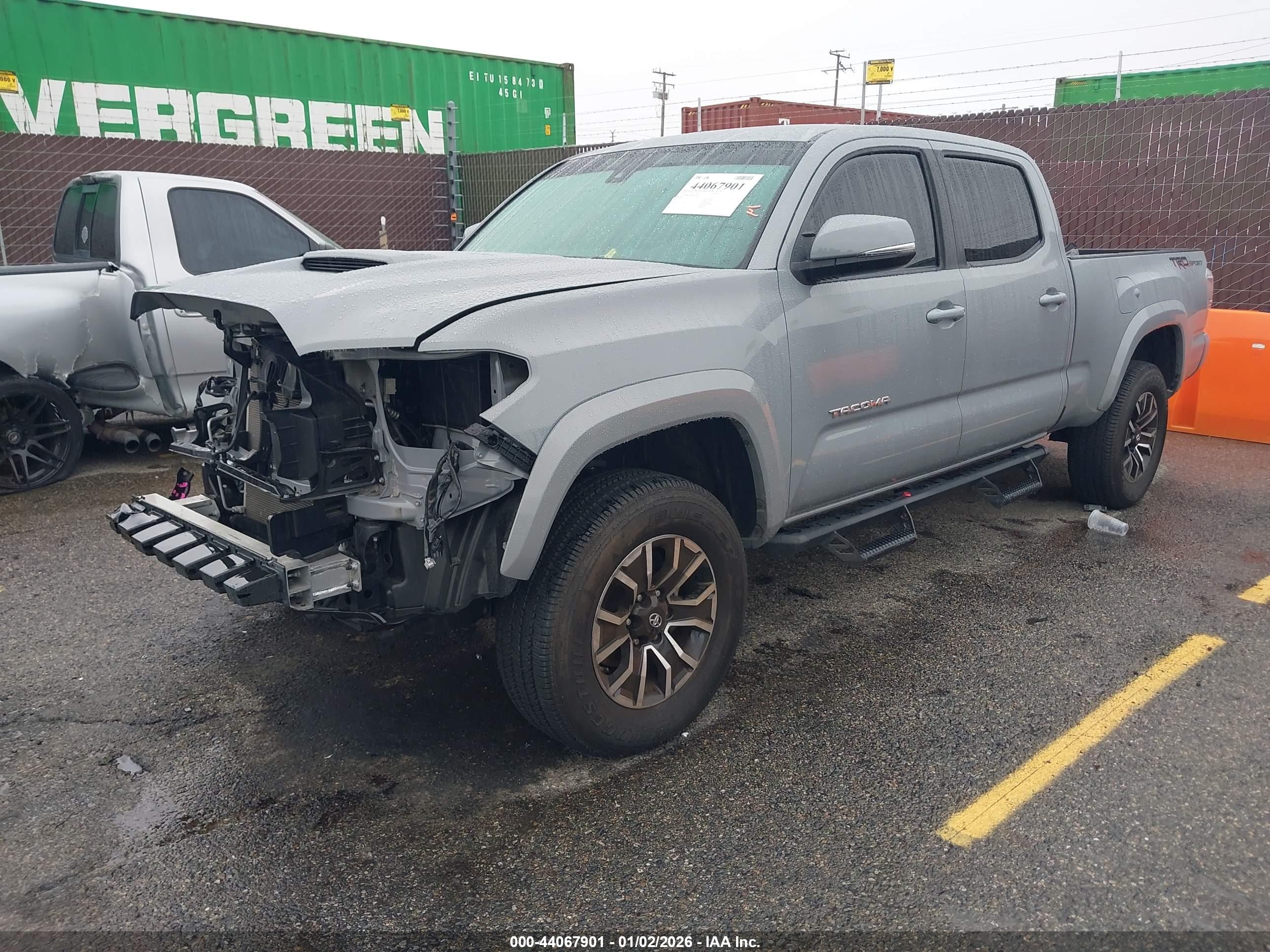 TOYOTA TACOMA image 2