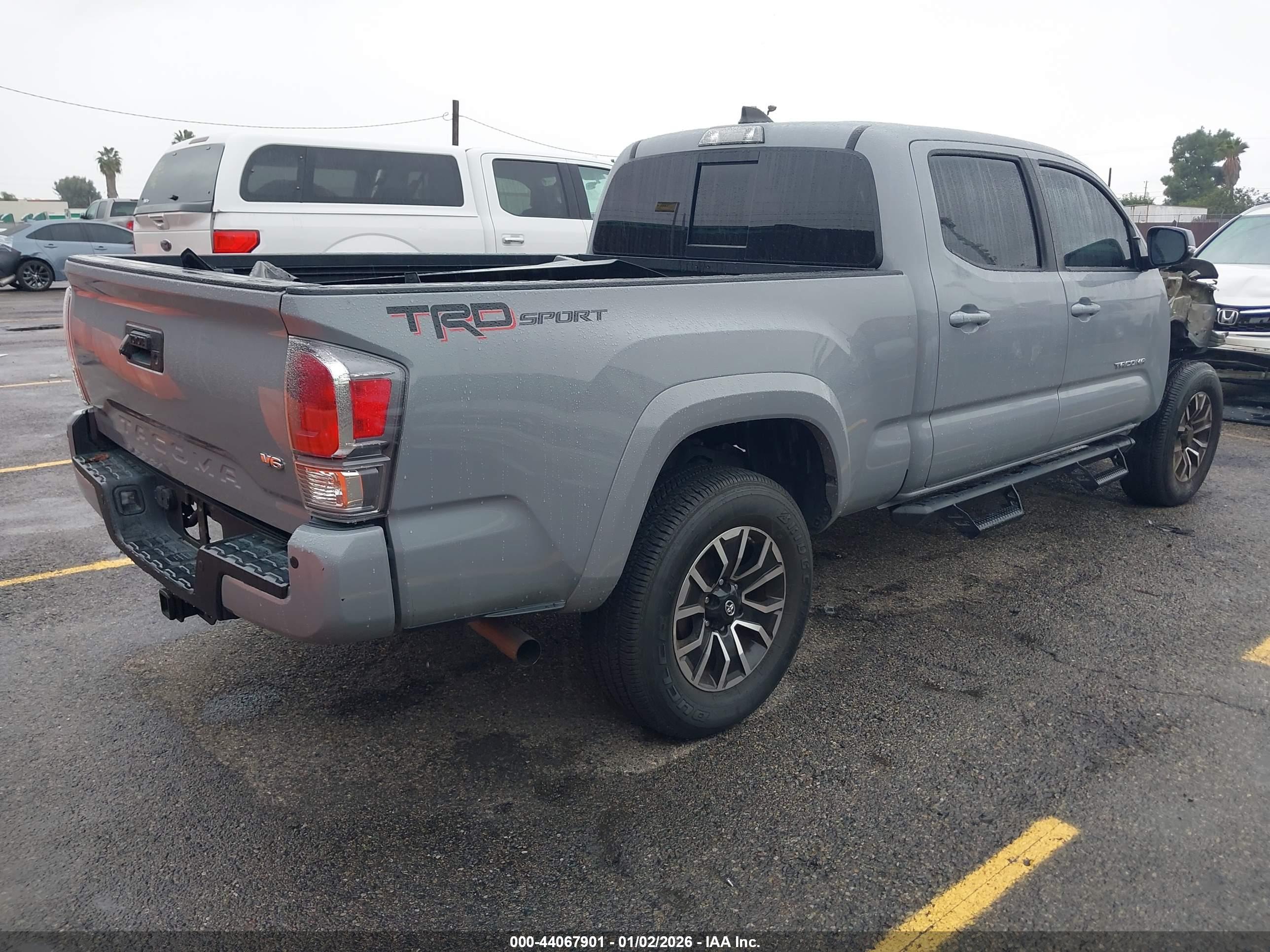 TOYOTA TACOMA image 4