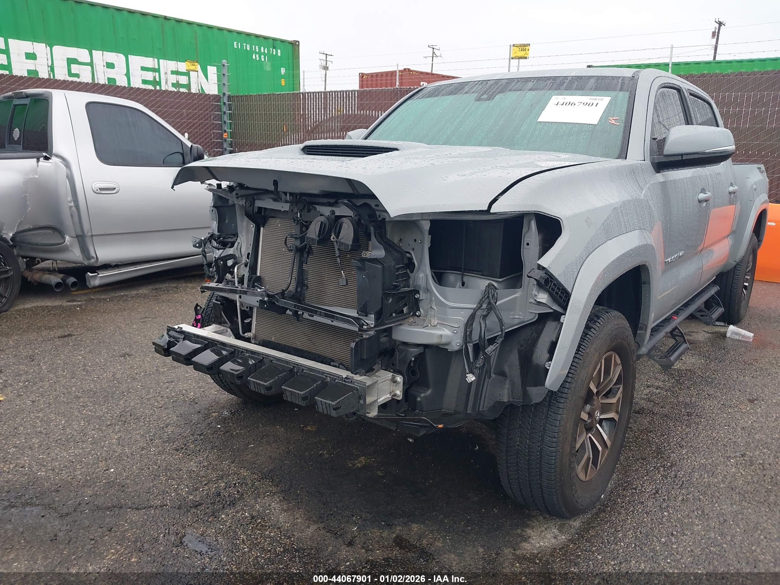 TOYOTA TACOMA image 6