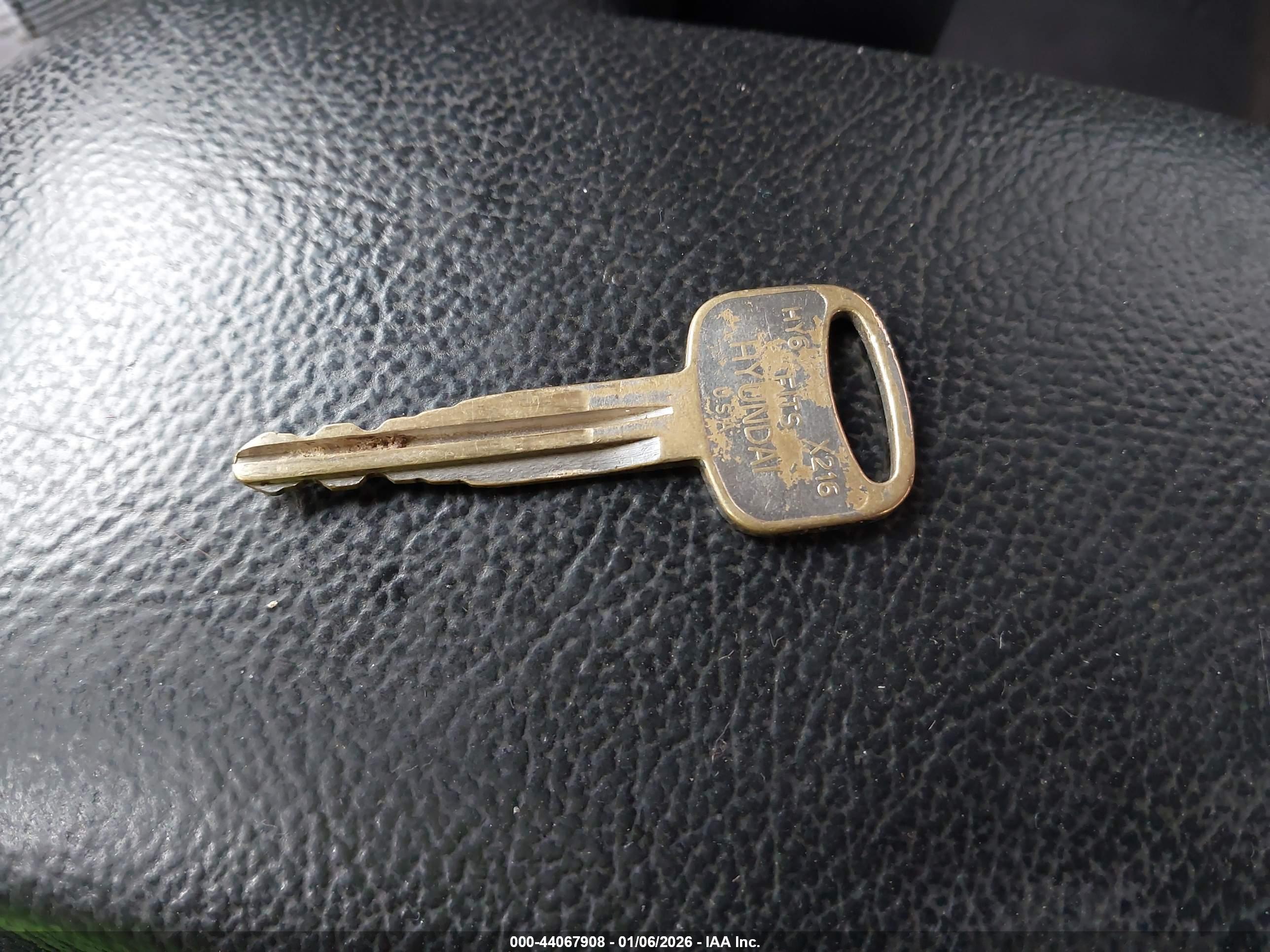 KIA SPECTRA5 image 11