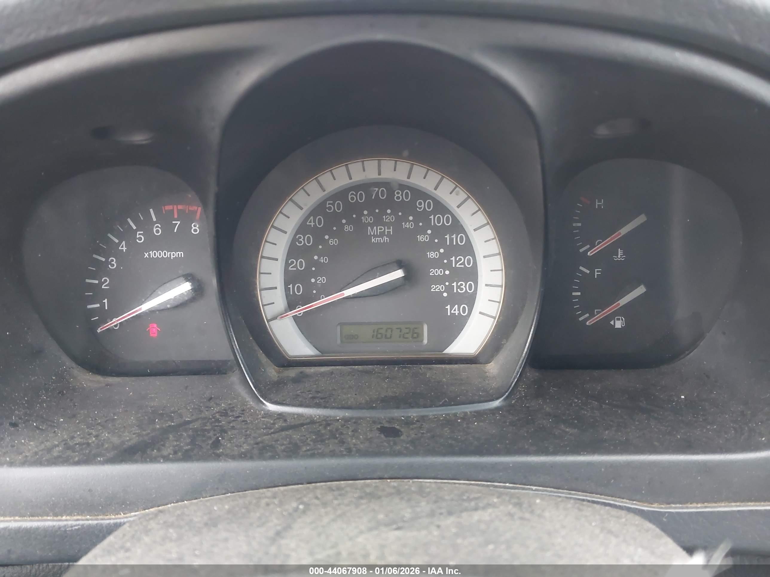 KIA SPECTRA5 image 7