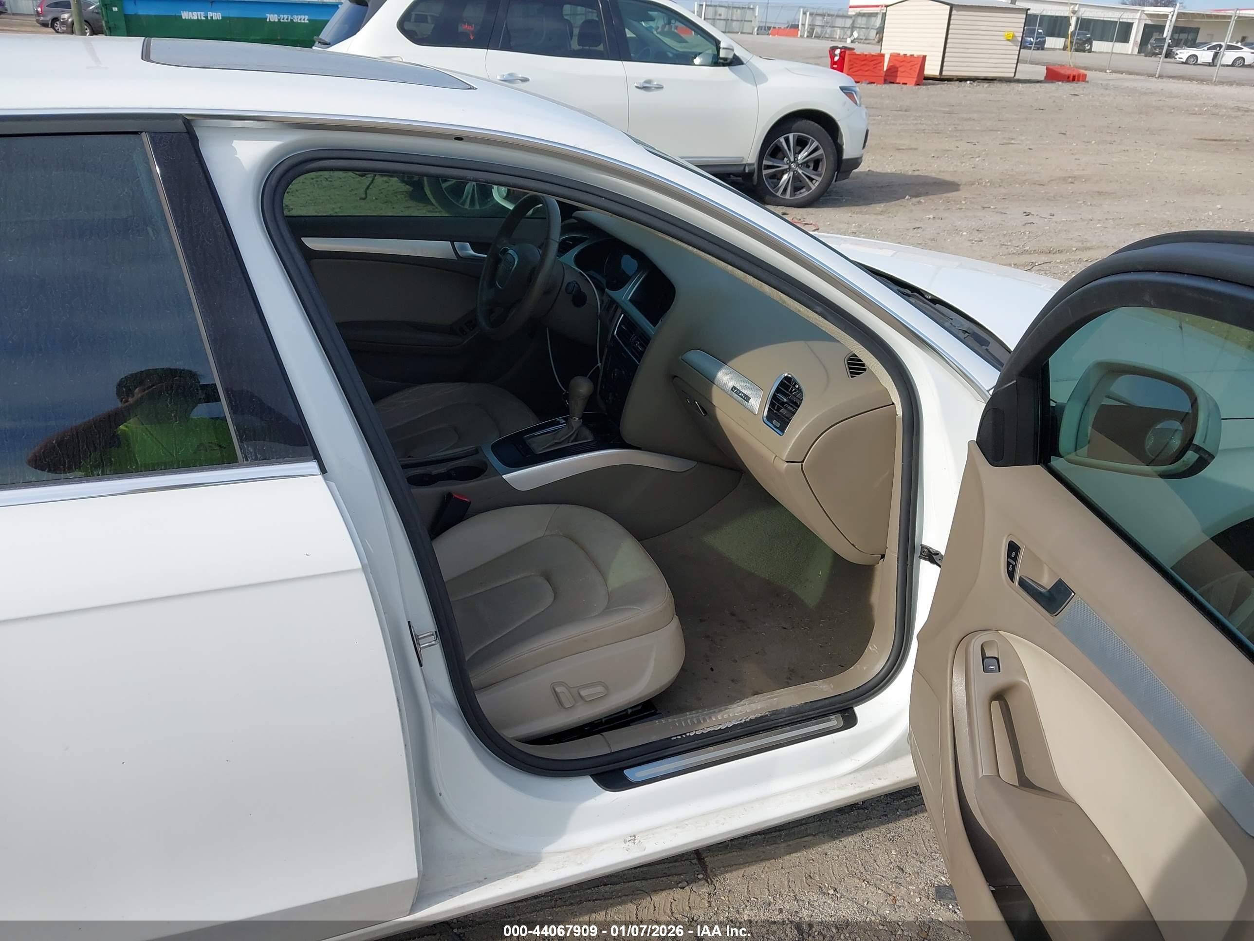 AUDI A4 image 5