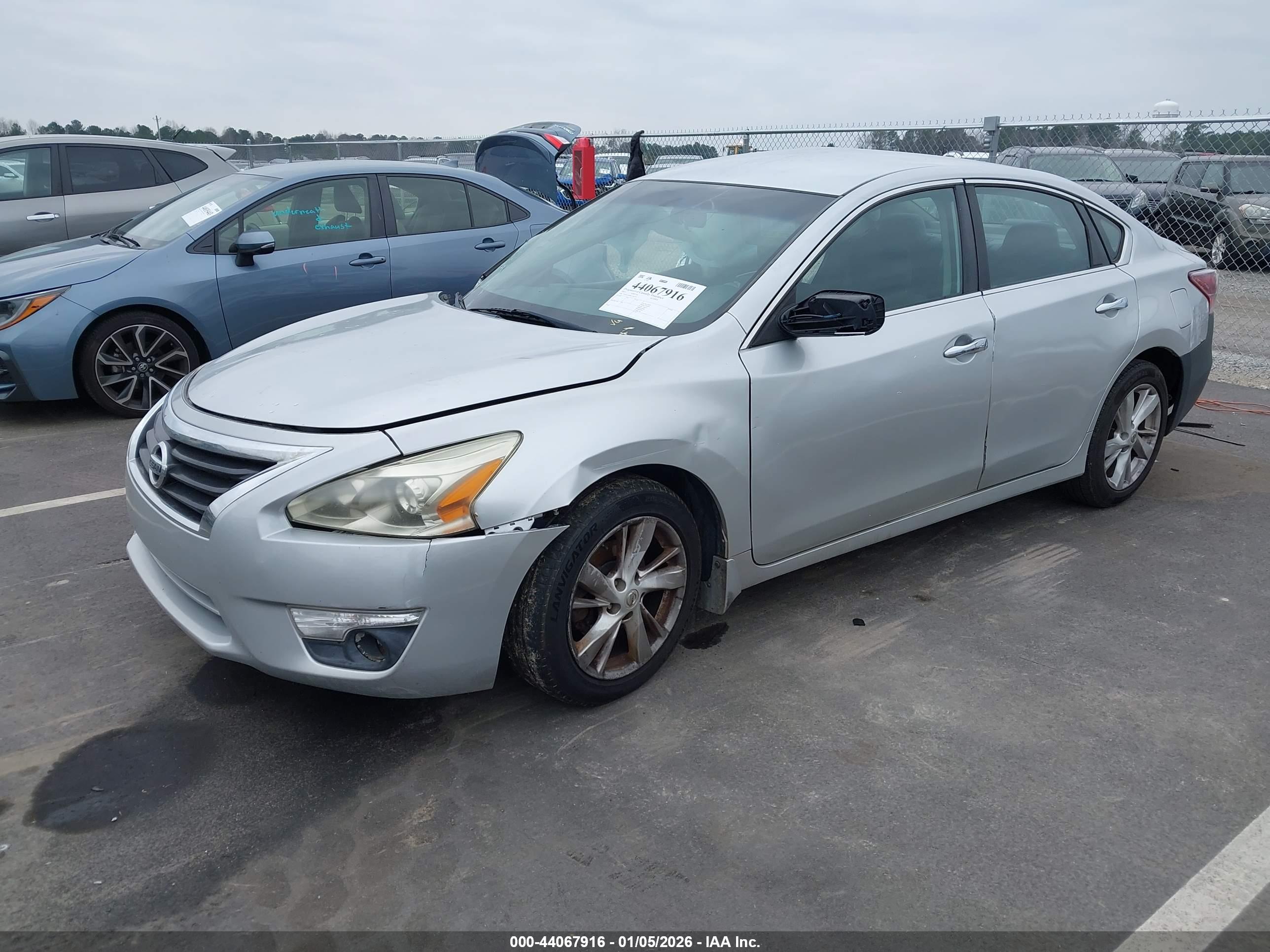 NISSAN ALTIMA image 2