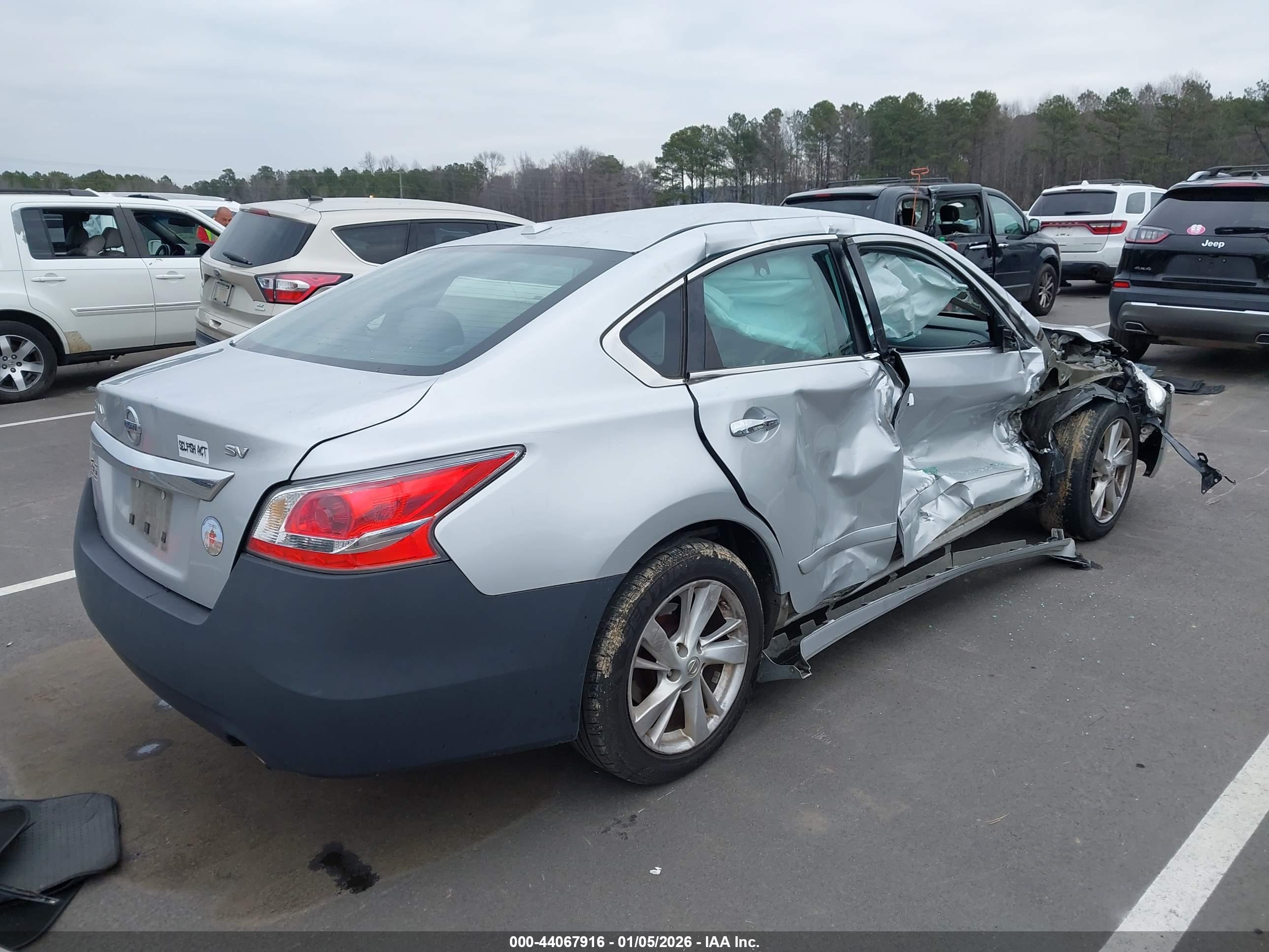 NISSAN ALTIMA image 4