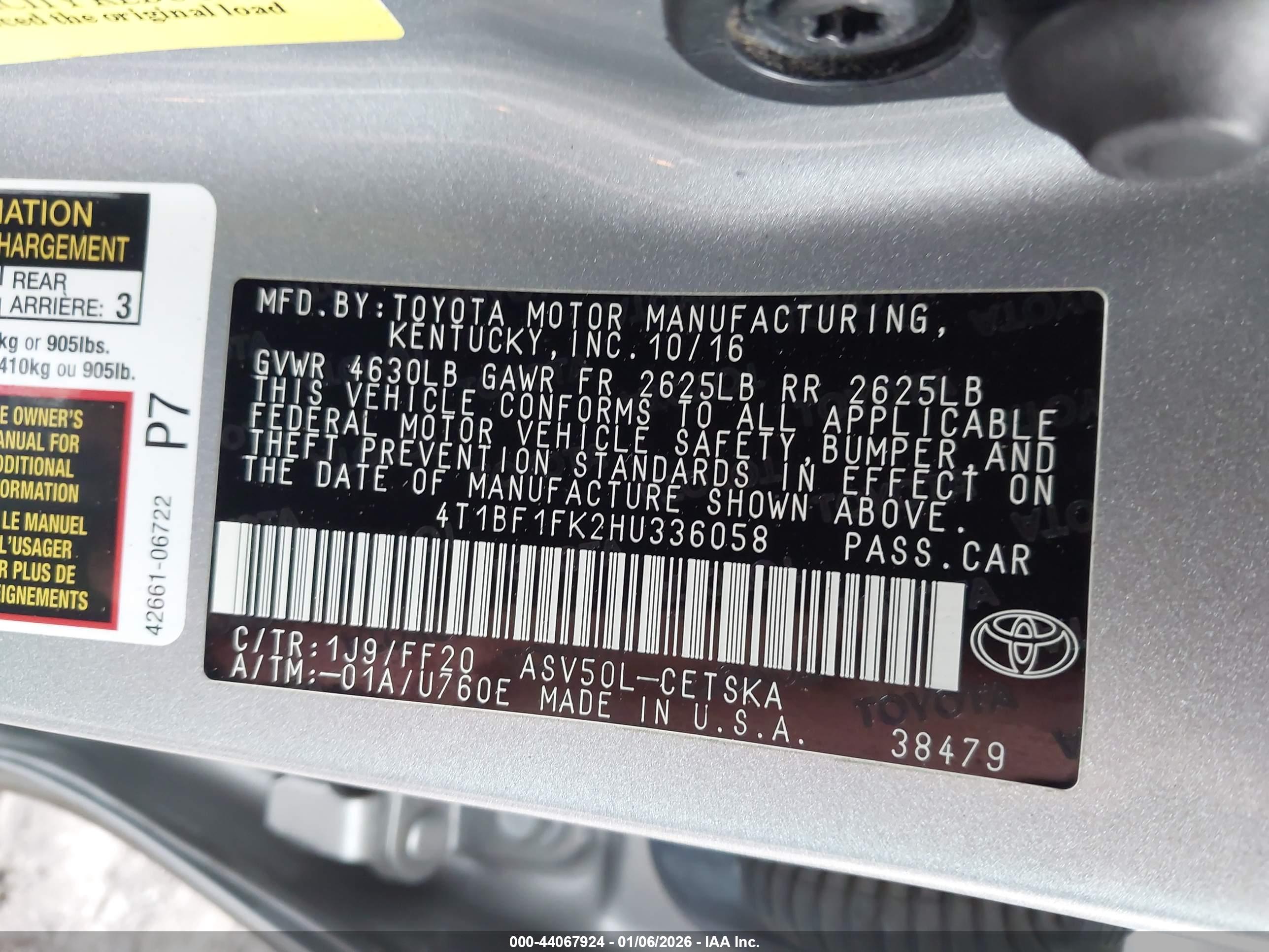 TOYOTA CAMRY image 9
