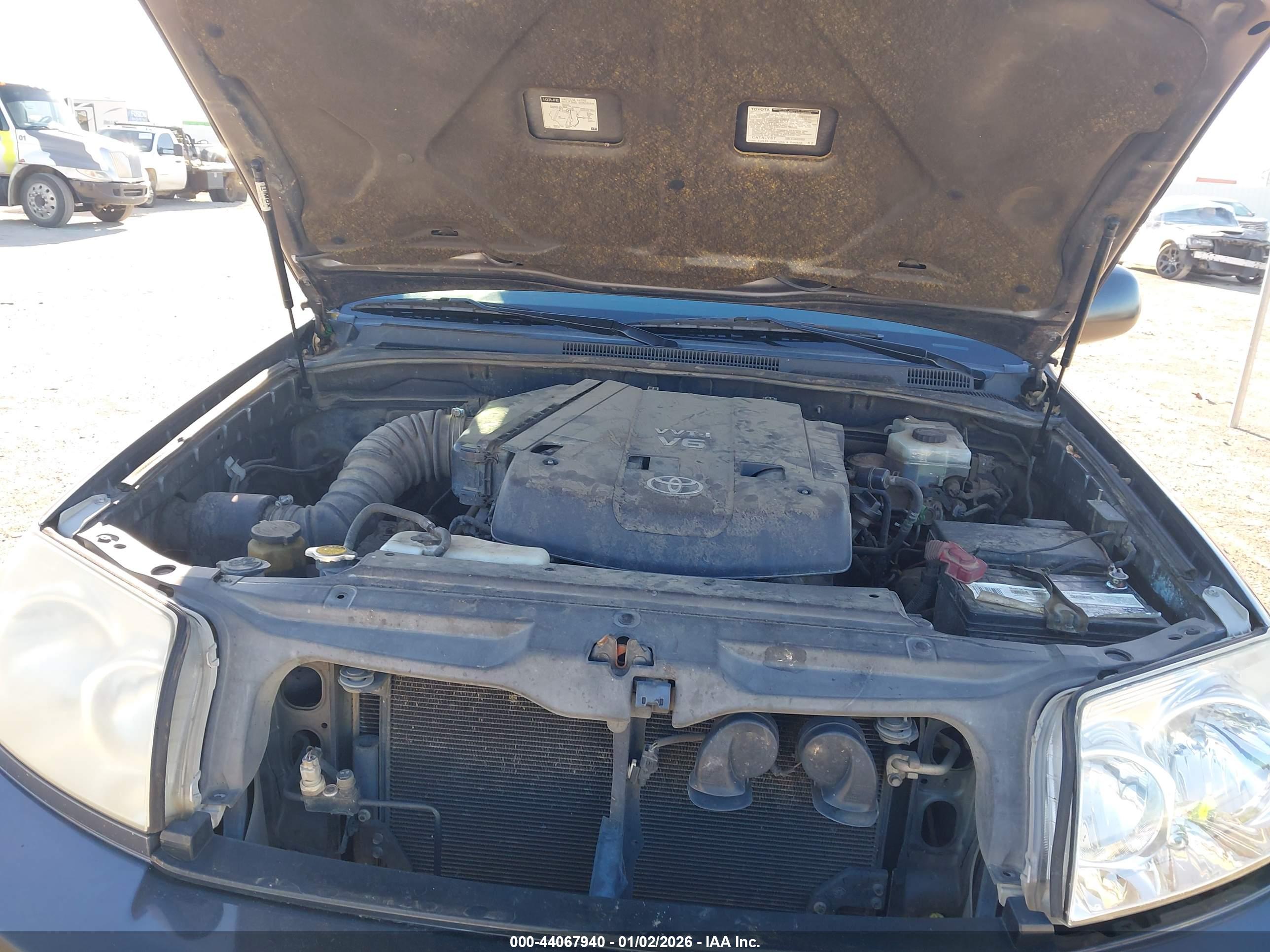 TOYOTA 4RUNNER image 10