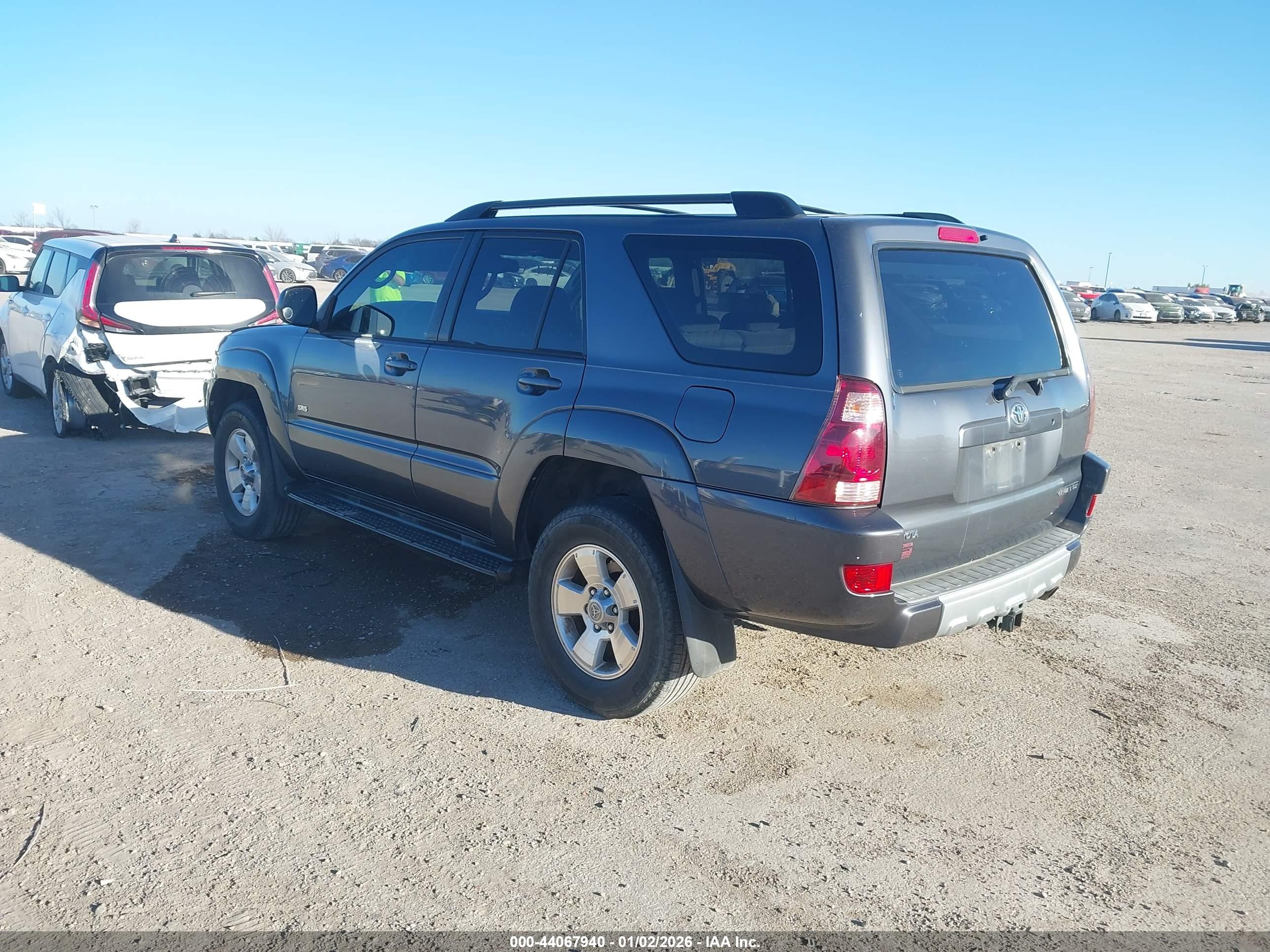 TOYOTA 4RUNNER image 3