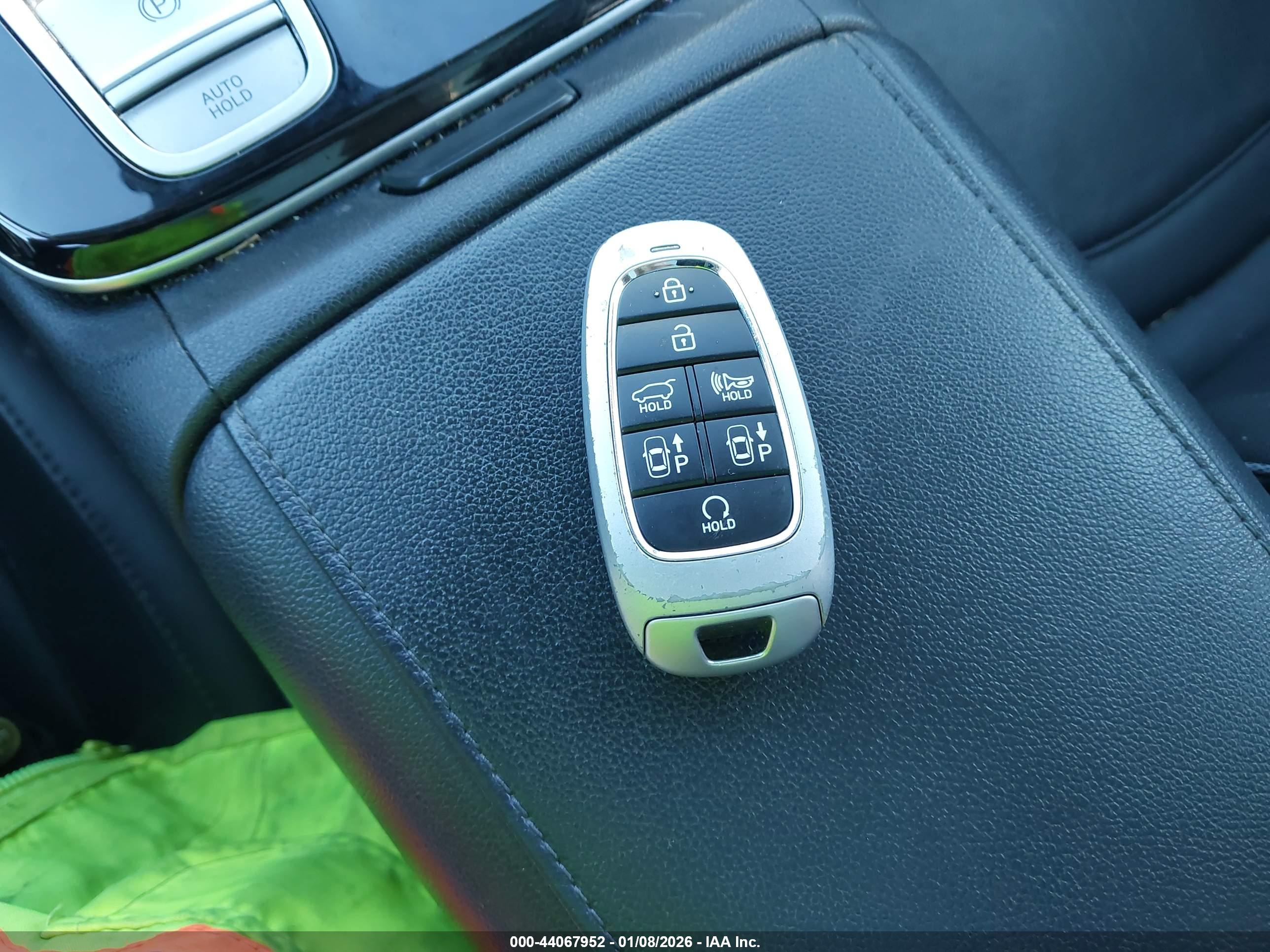 HYUNDAI TUCSON image 11