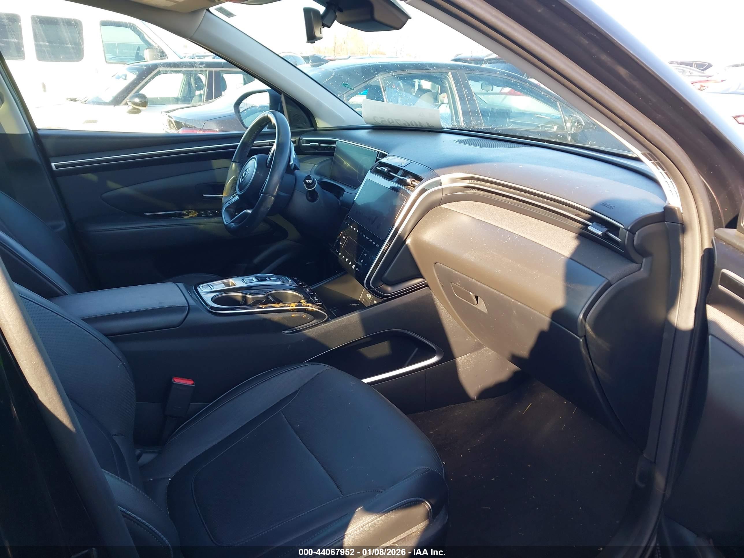 HYUNDAI TUCSON image 5