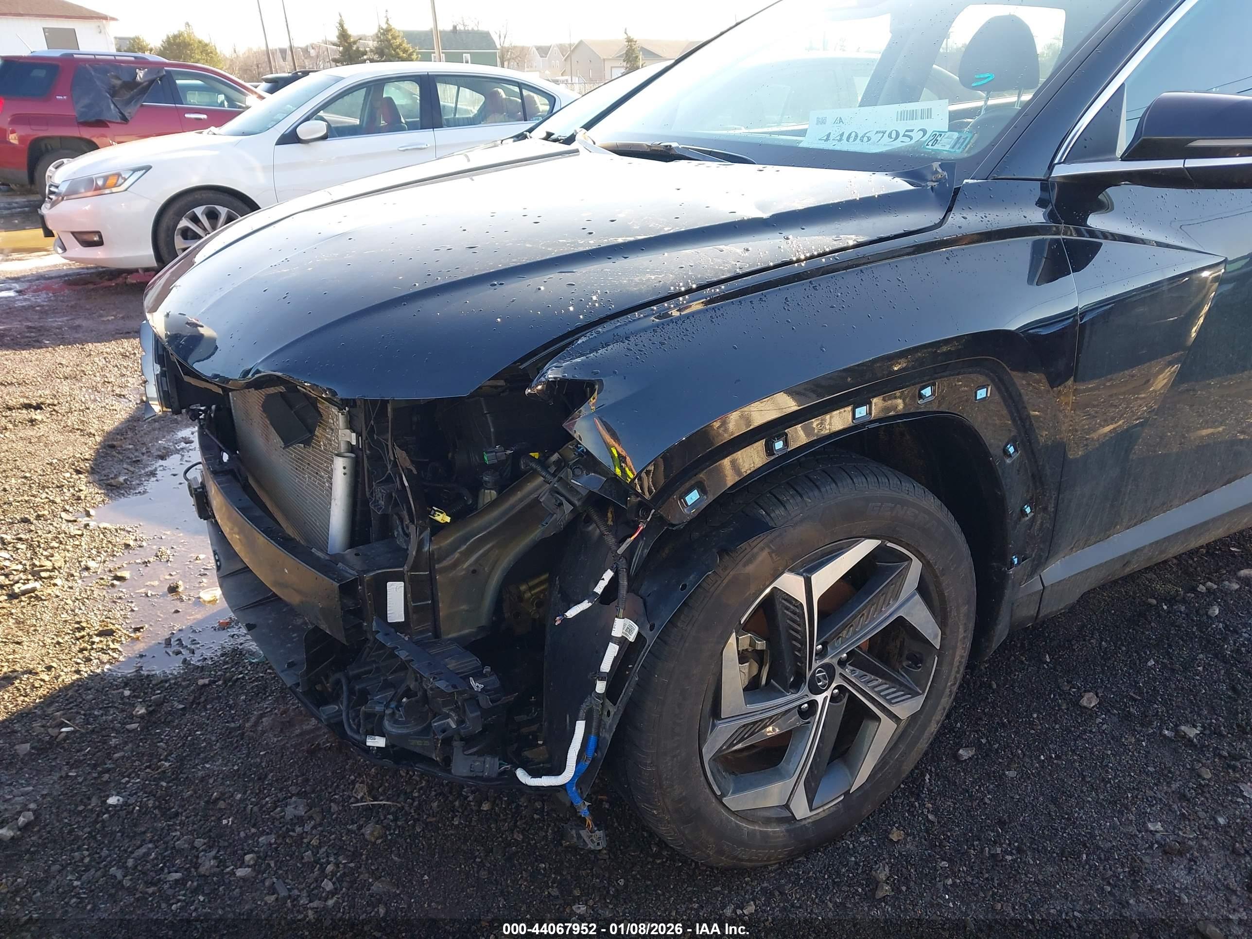 HYUNDAI TUCSON image 6