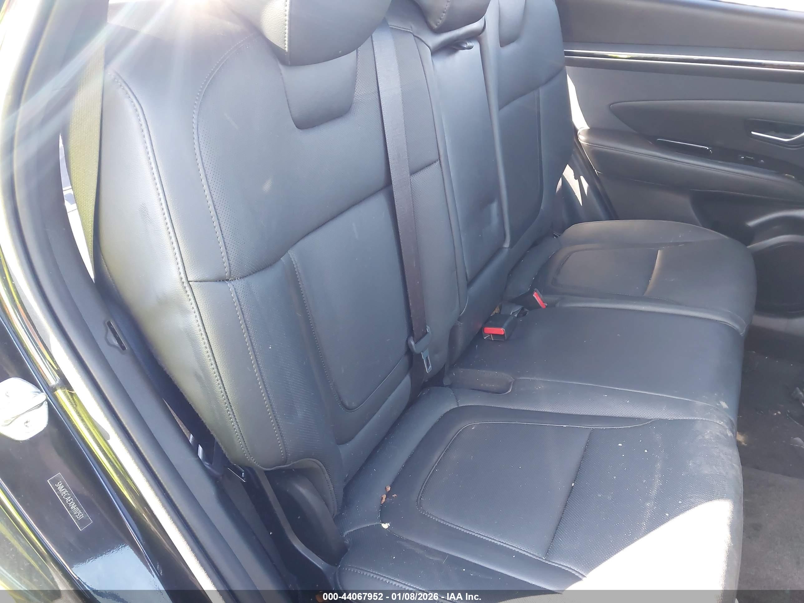 HYUNDAI TUCSON image 8