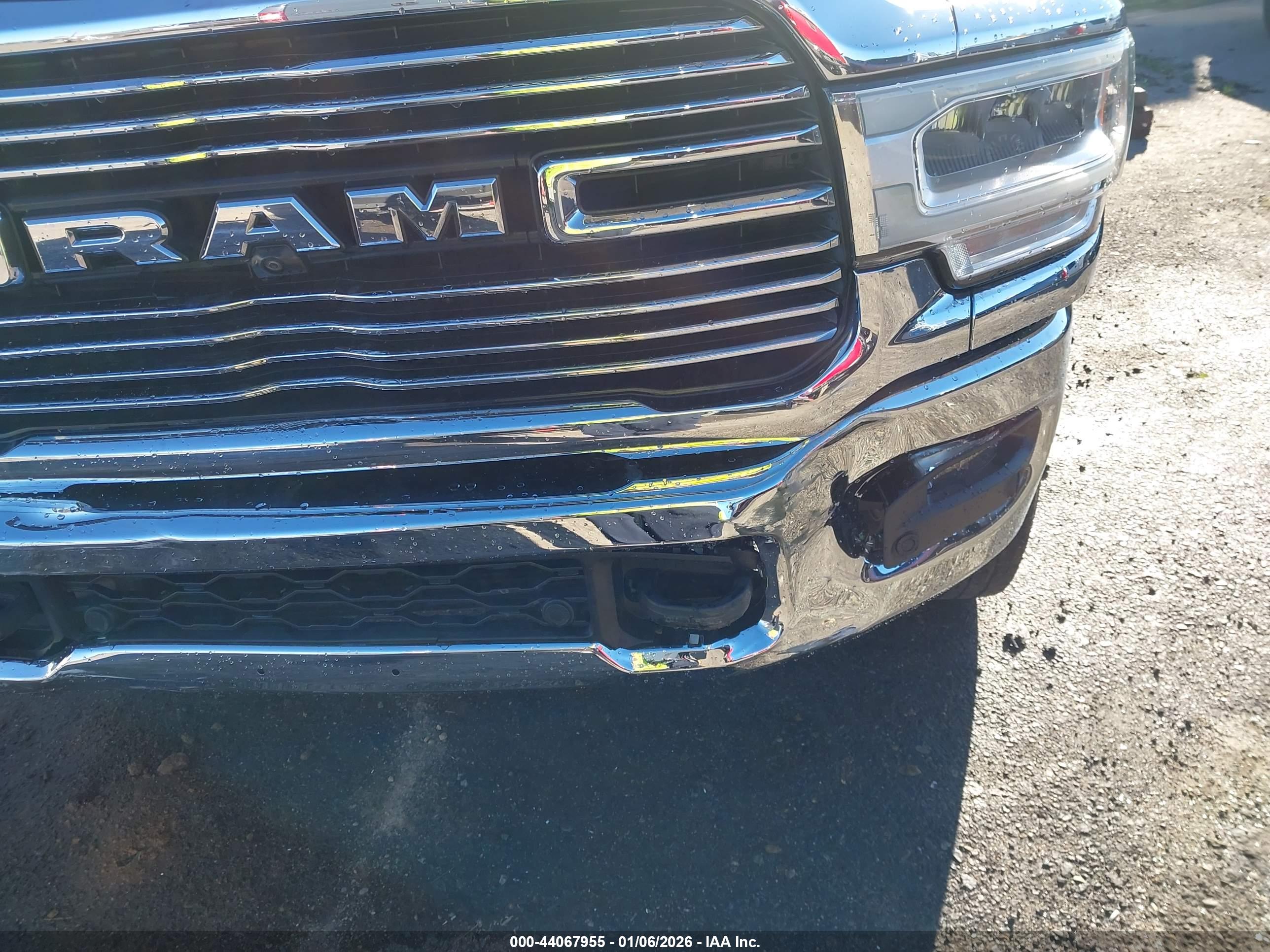 RAM 2500 image 6