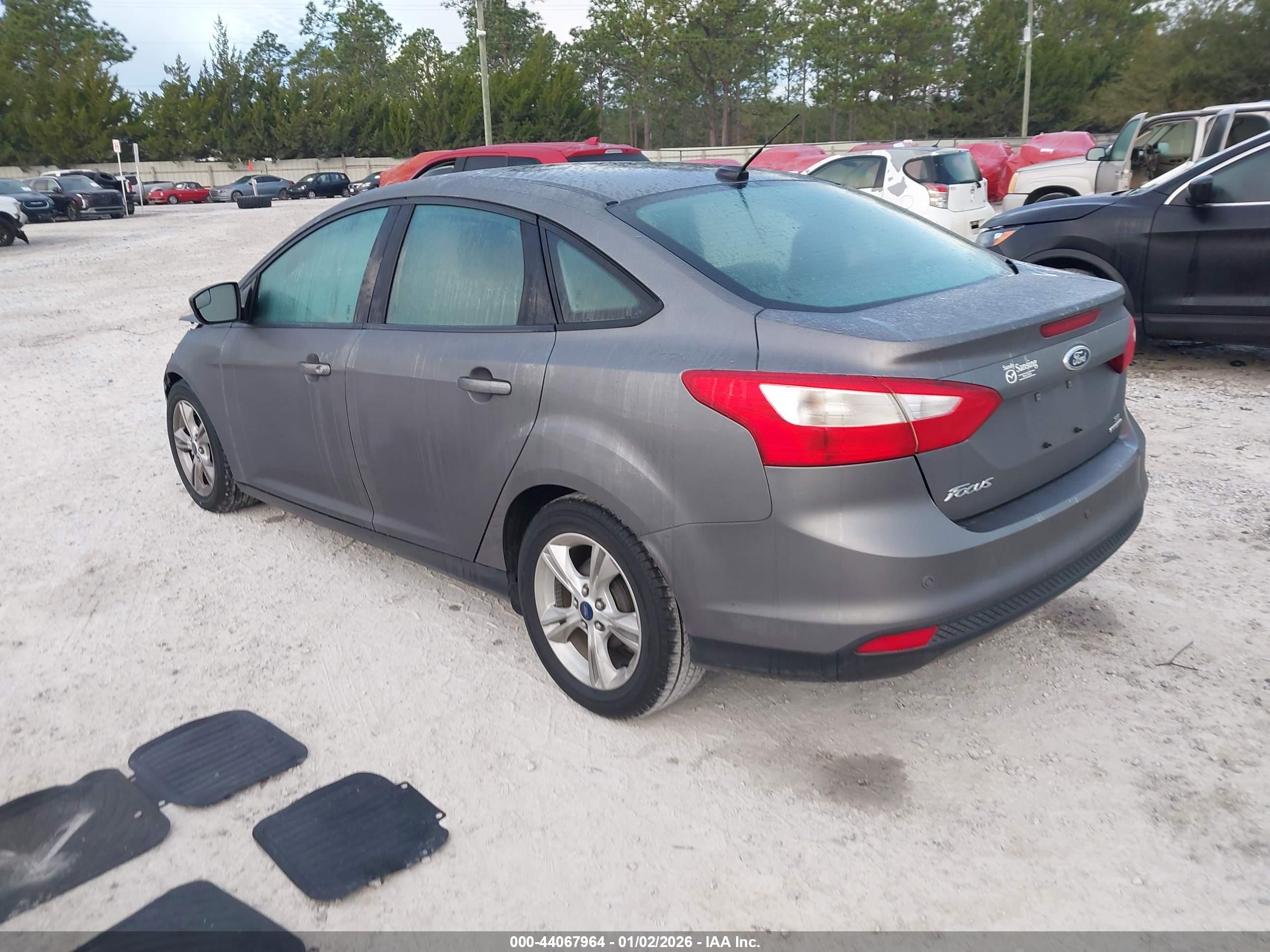 FORD FOCUS image 3