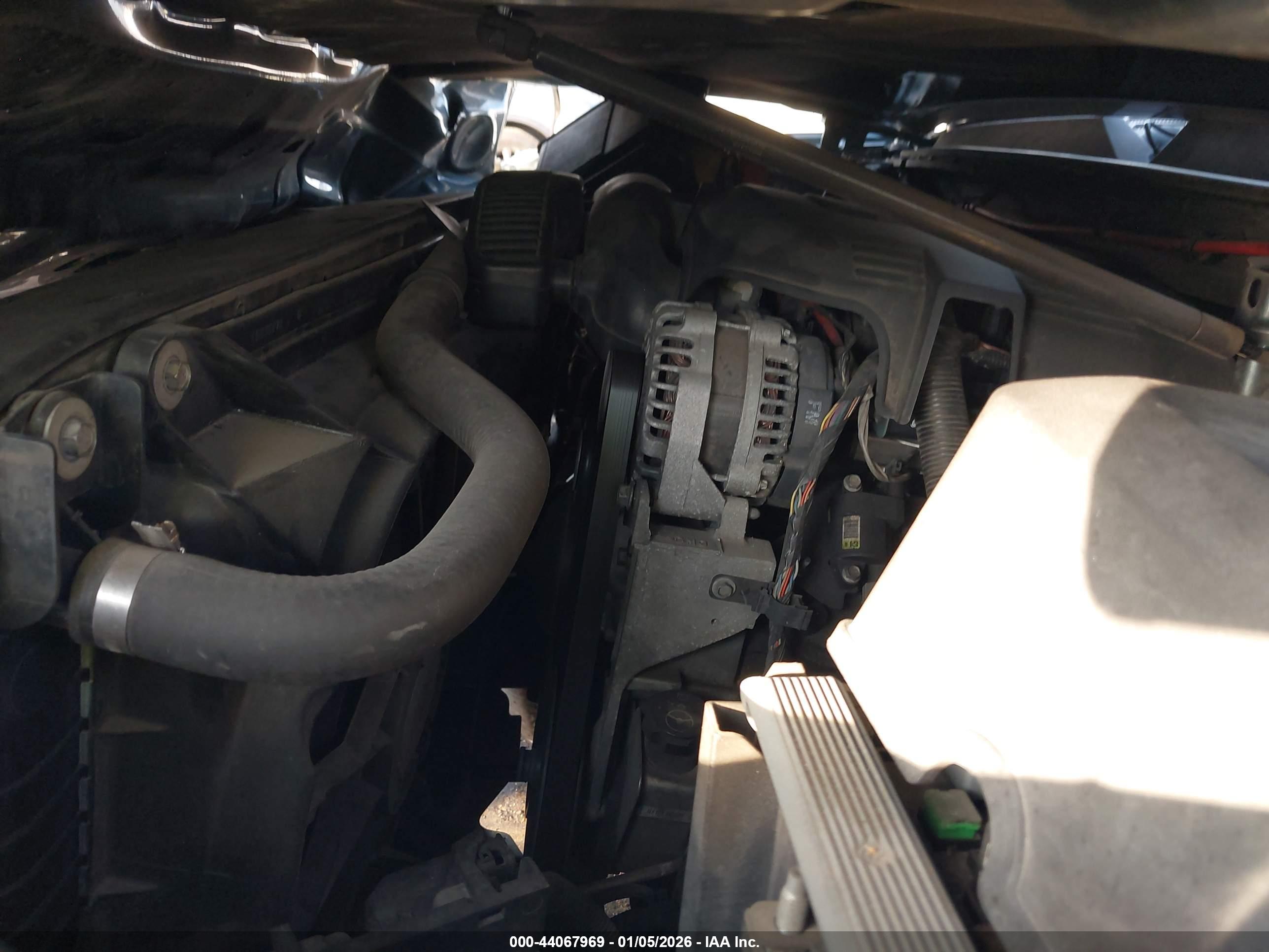 CHEVROLET TAHOE image 10