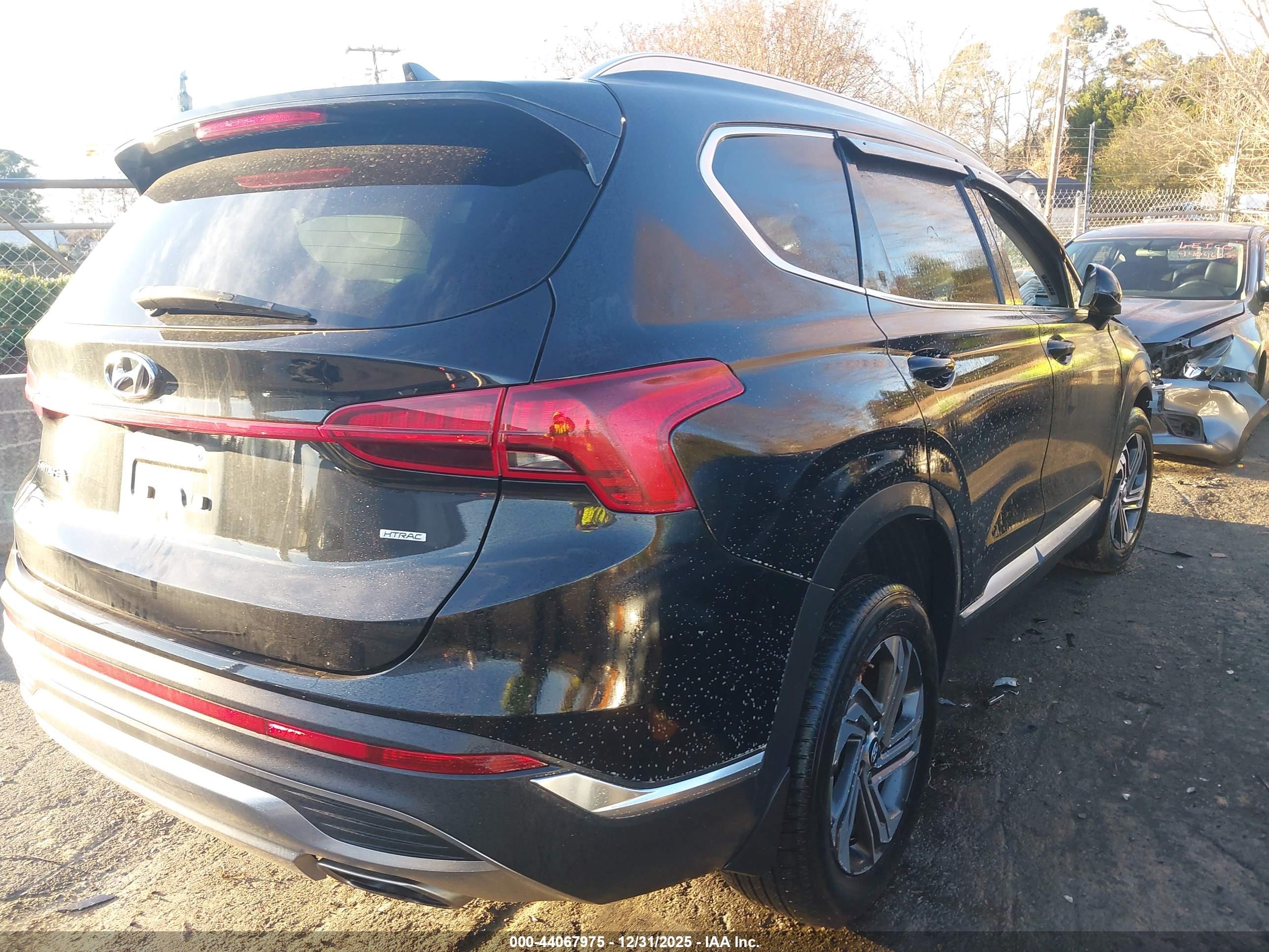 HYUNDAI SANTA image 4