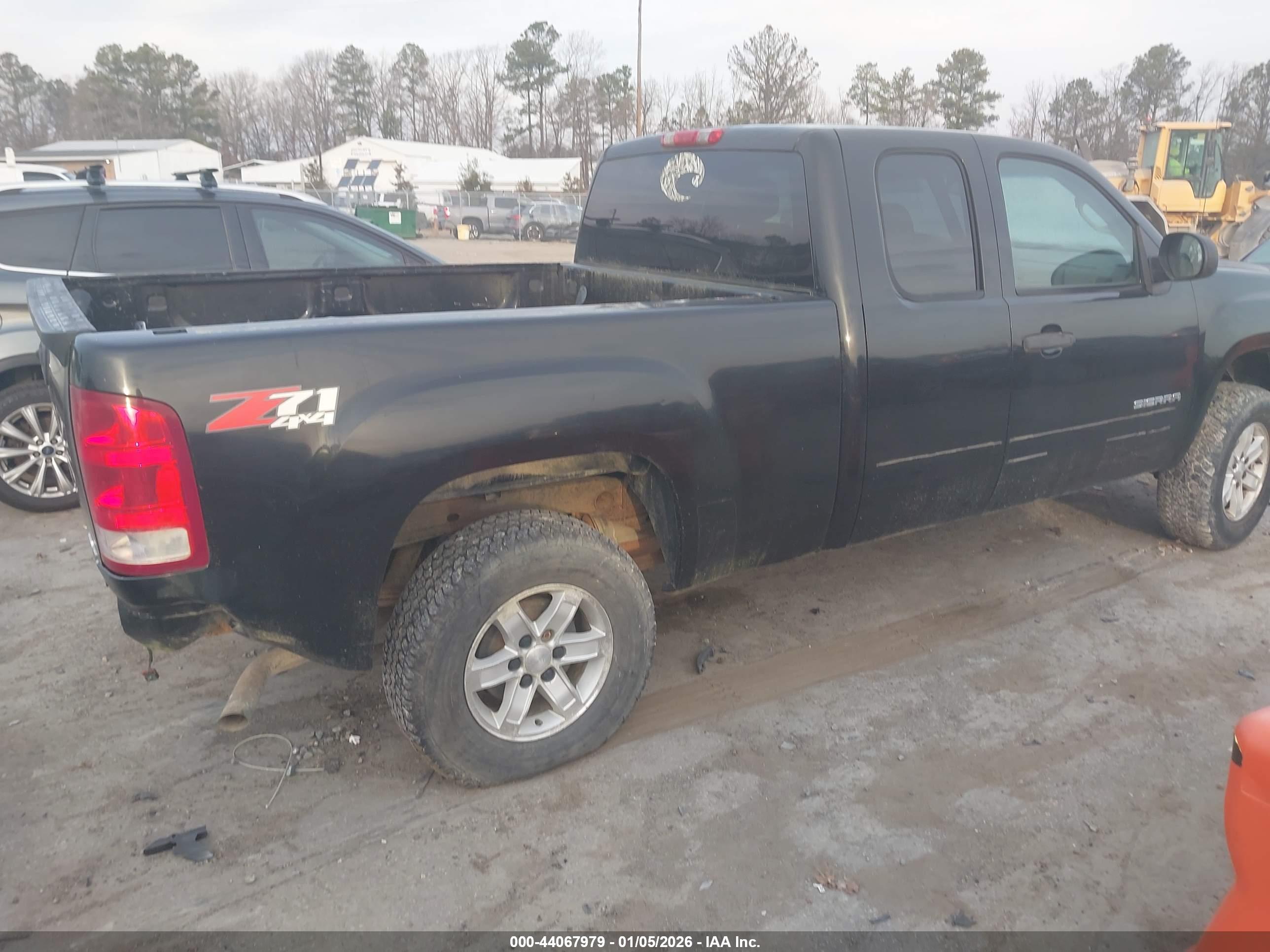 GMC SIERRA image 4