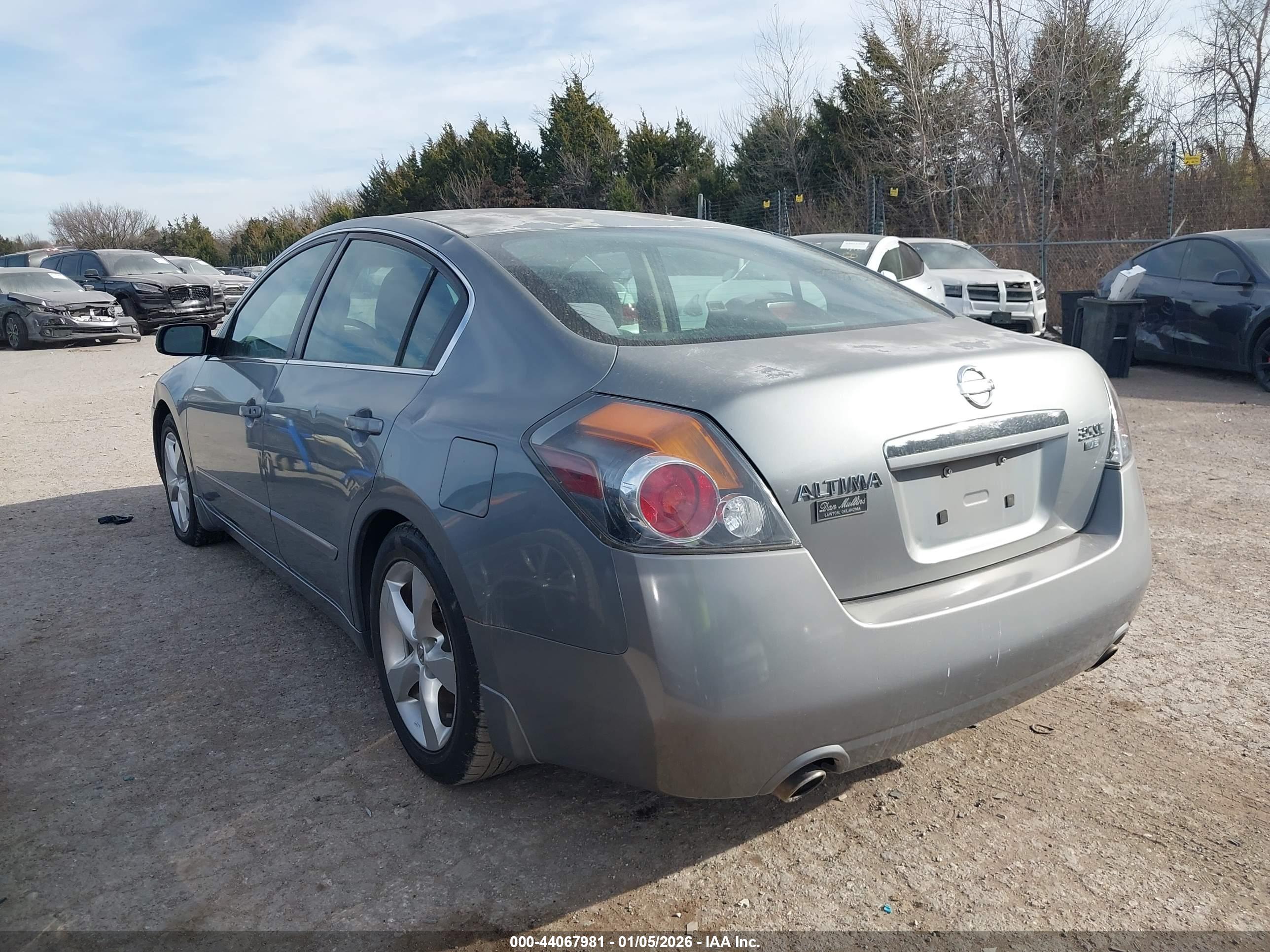 NISSAN ALTIMA image 3