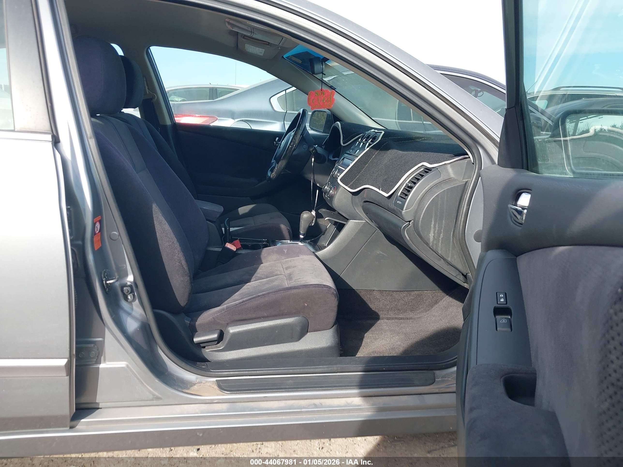 NISSAN ALTIMA image 5