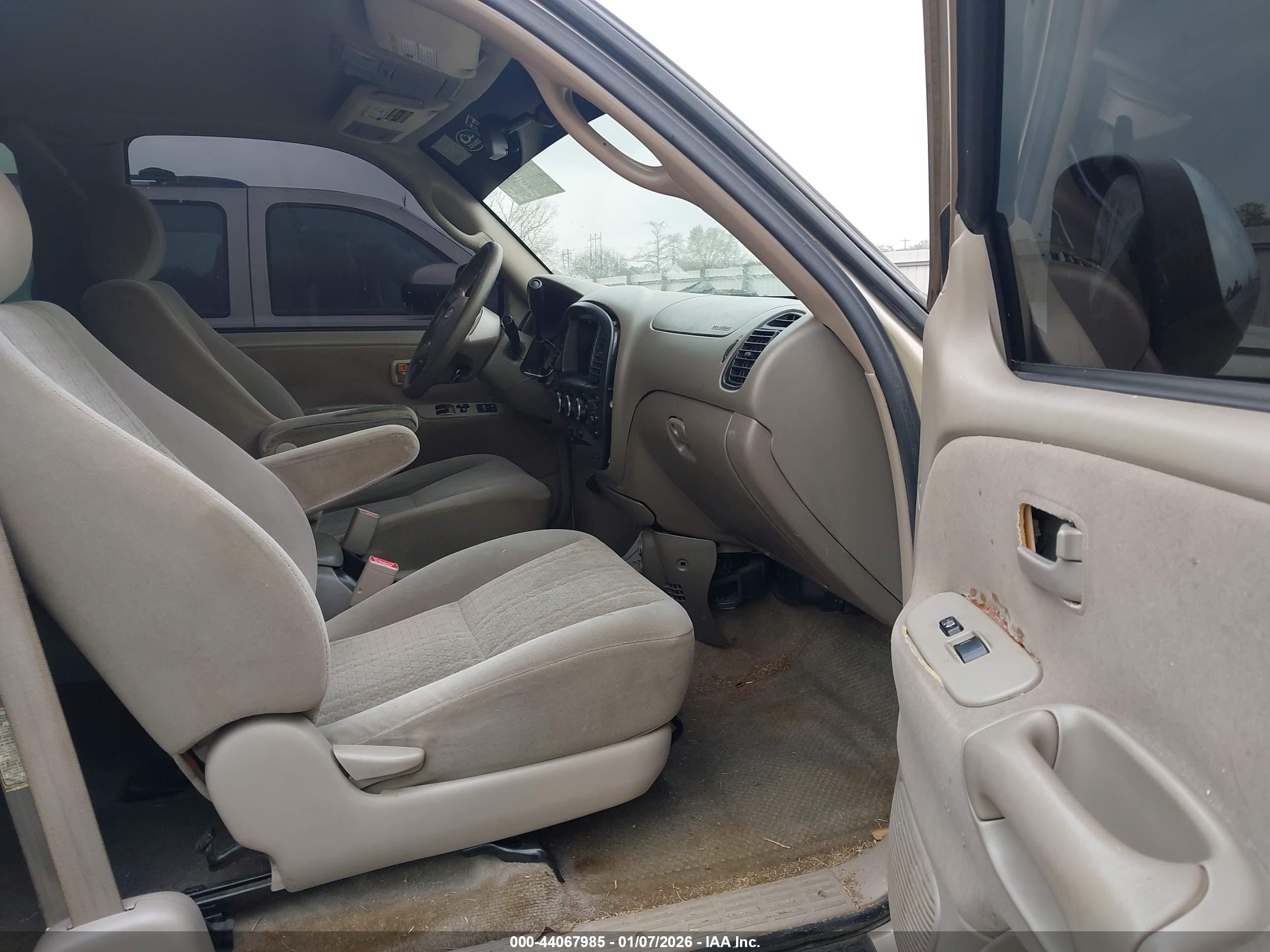 TOYOTA TUNDRA image 5