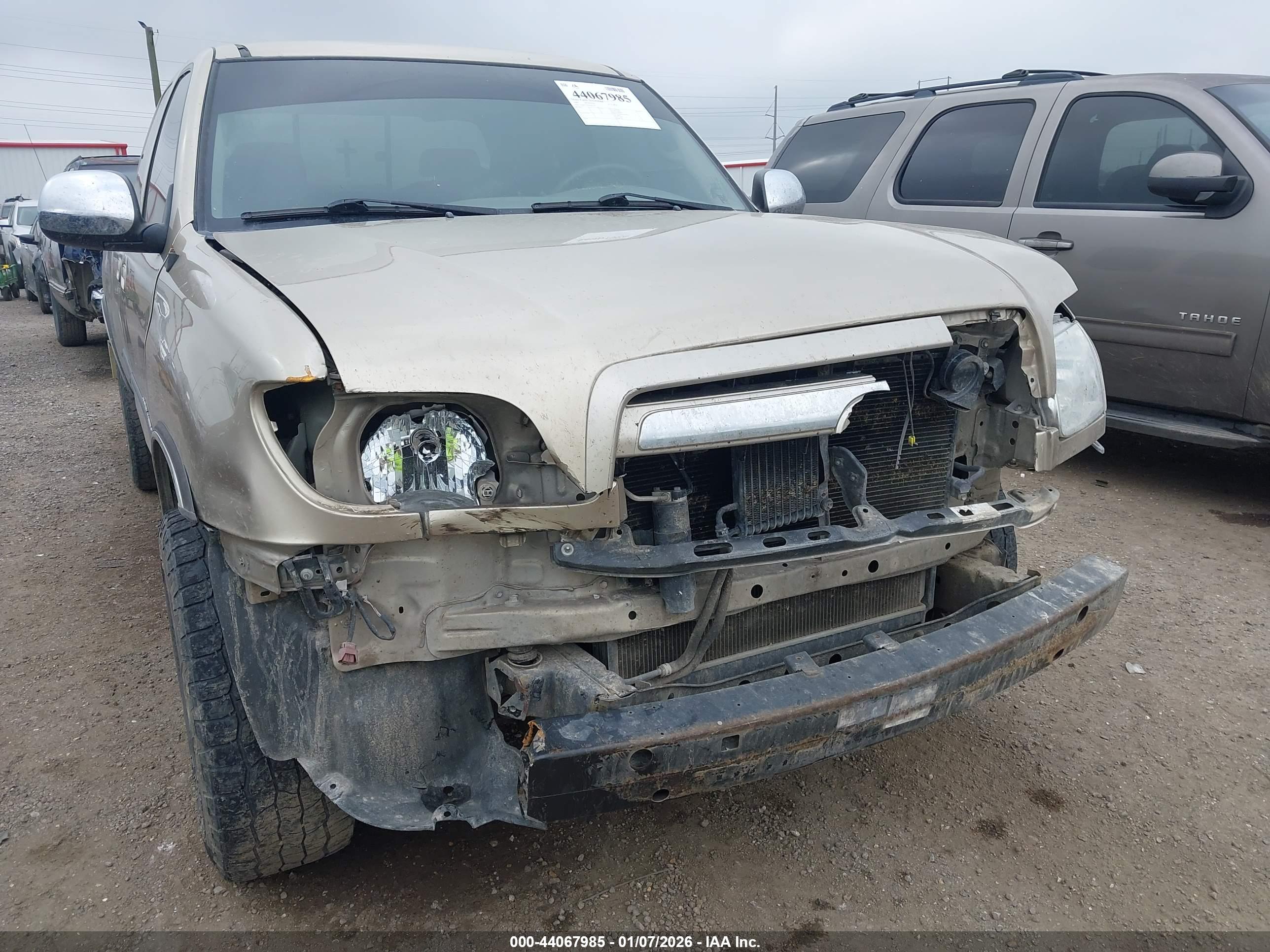 TOYOTA TUNDRA image 6