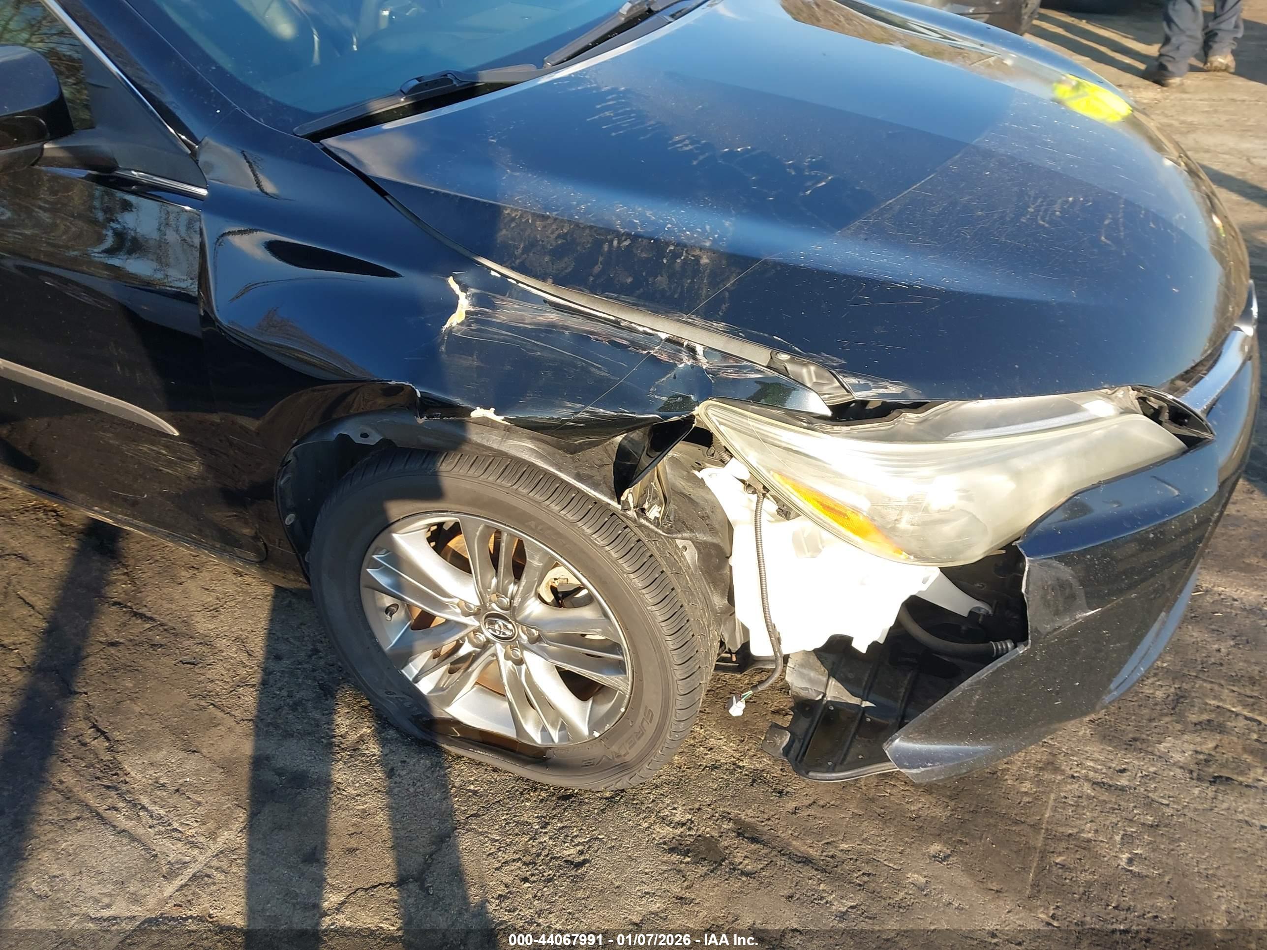 TOYOTA CAMRY image 6