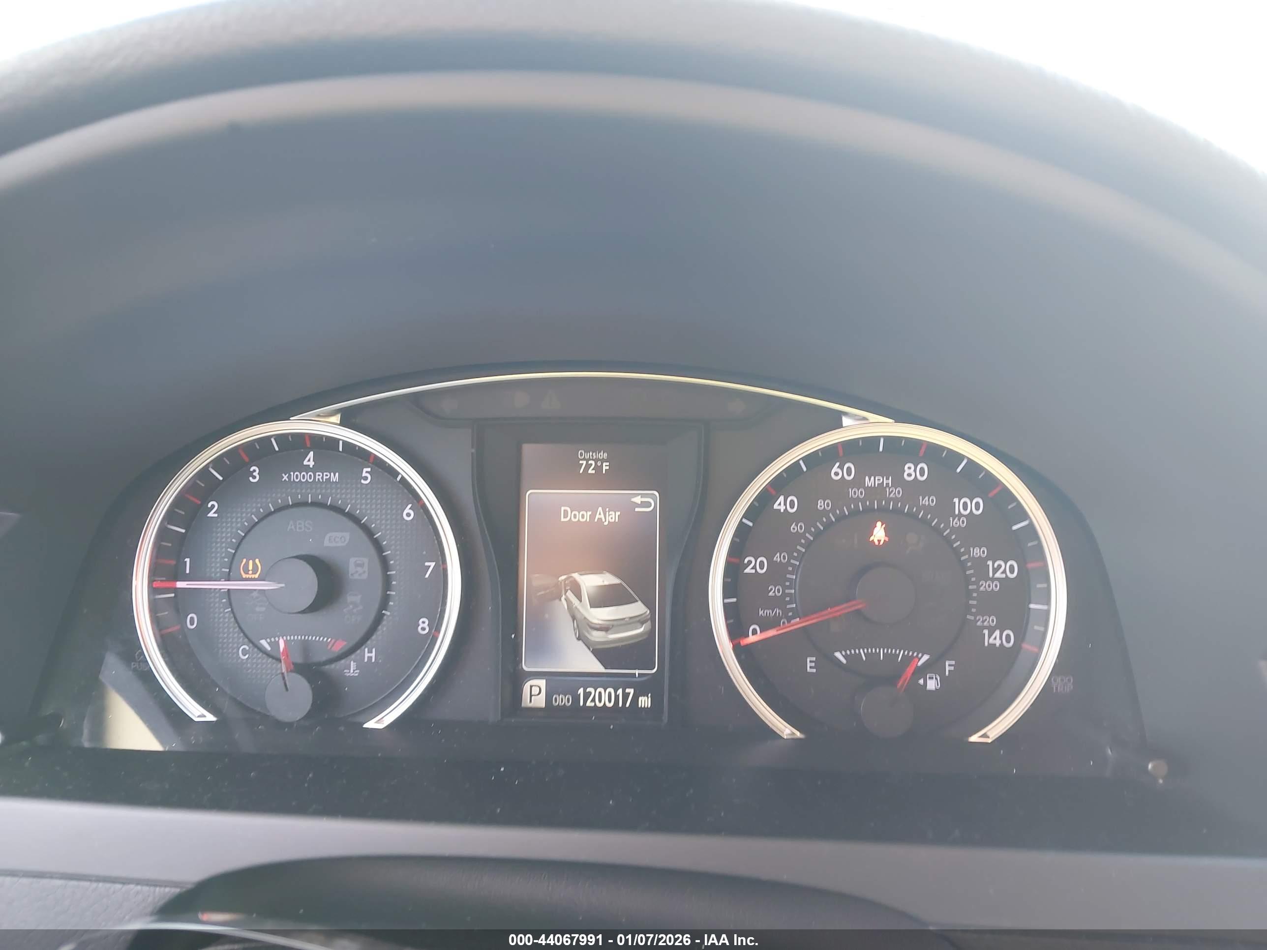 TOYOTA CAMRY image 7