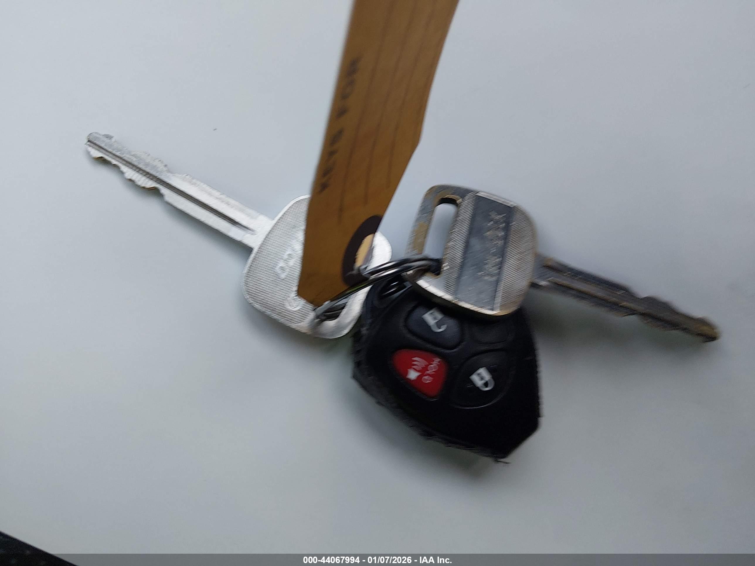 TOYOTA YARIS image 11