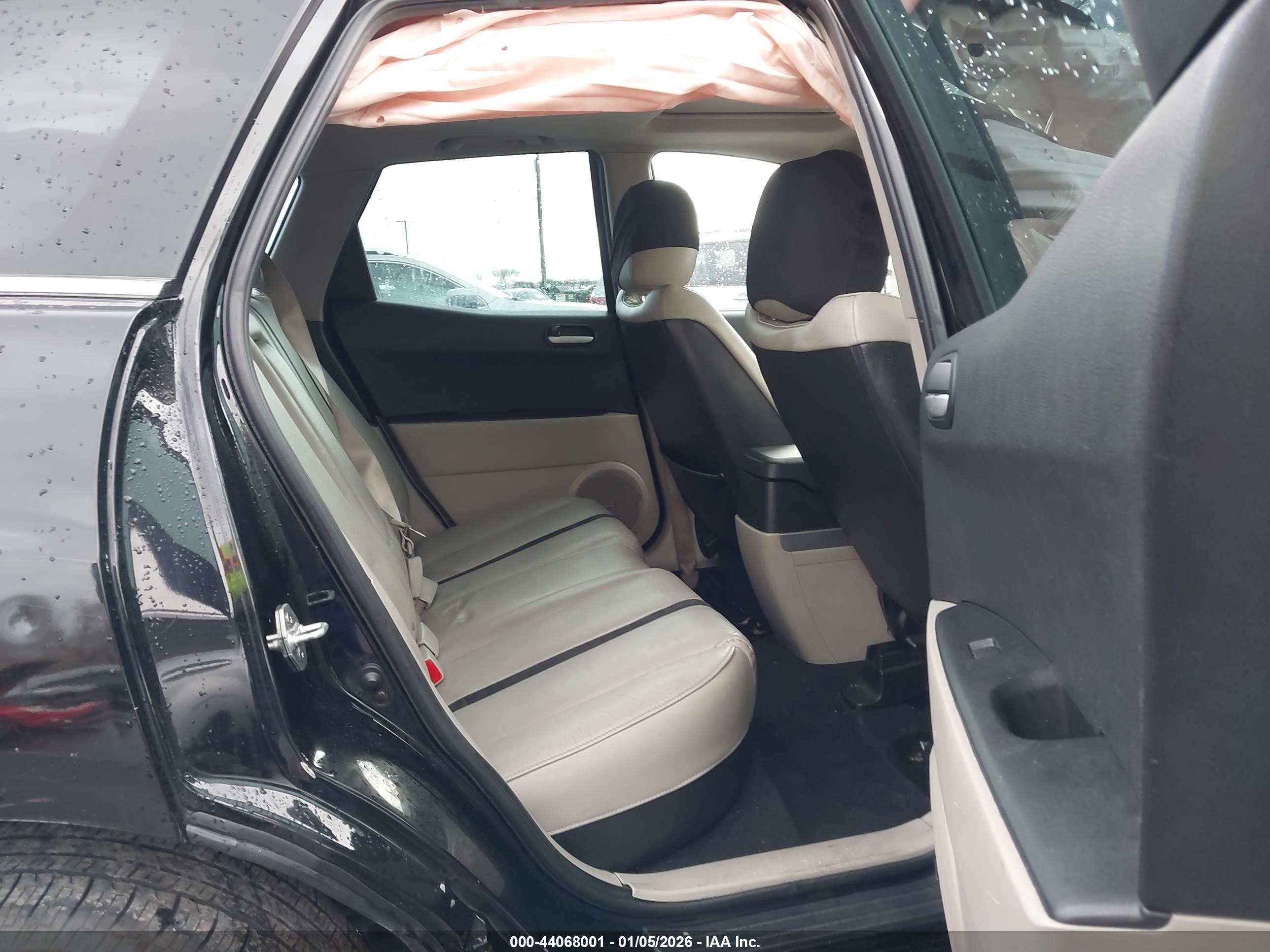 MAZDA CX-7 image 8