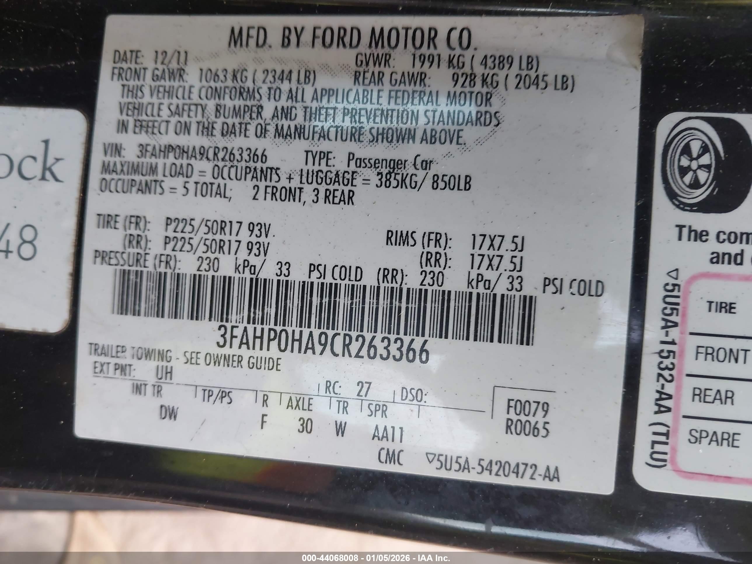 FORD FUSION image 9