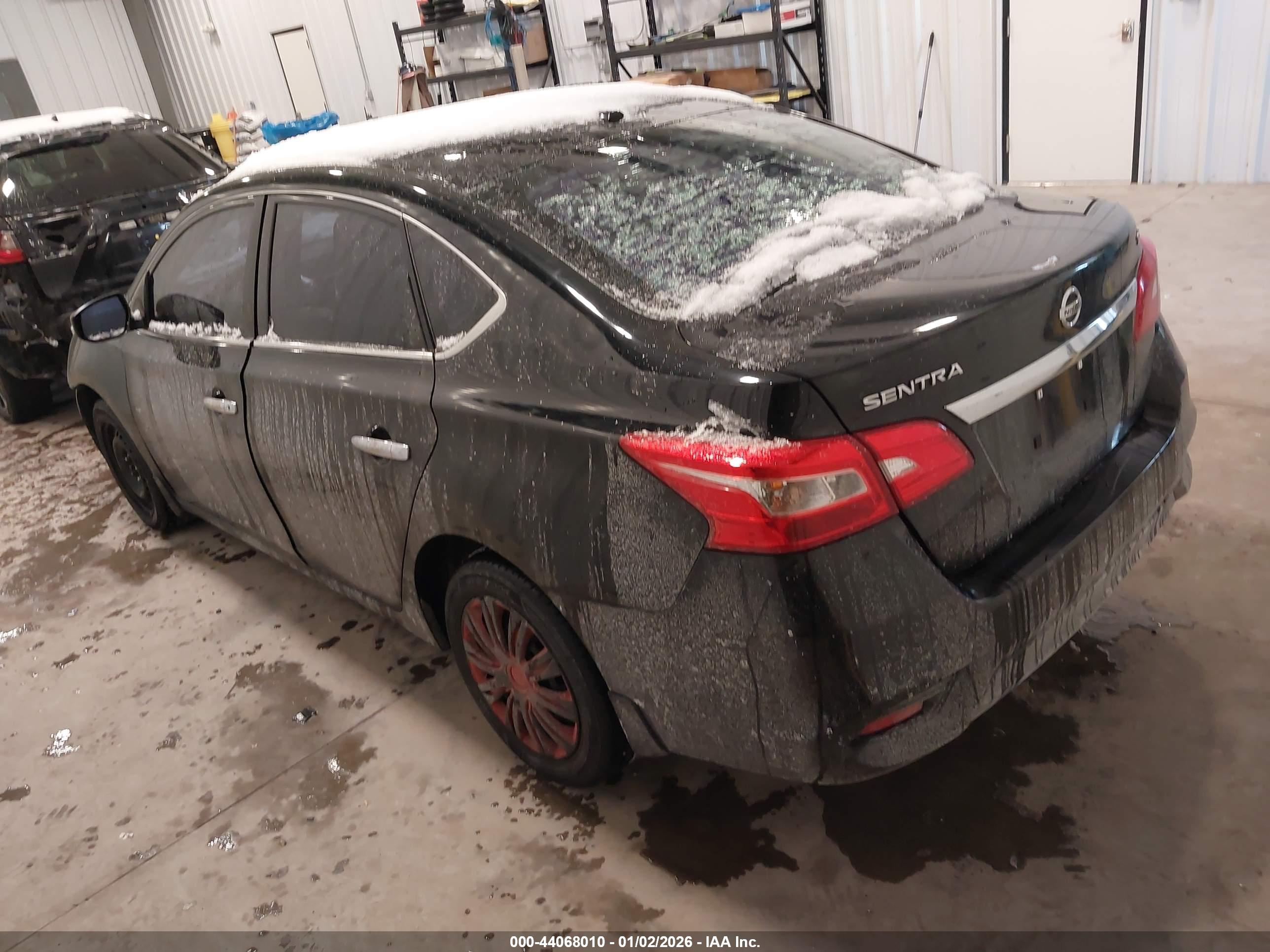 NISSAN SENTRA image 3