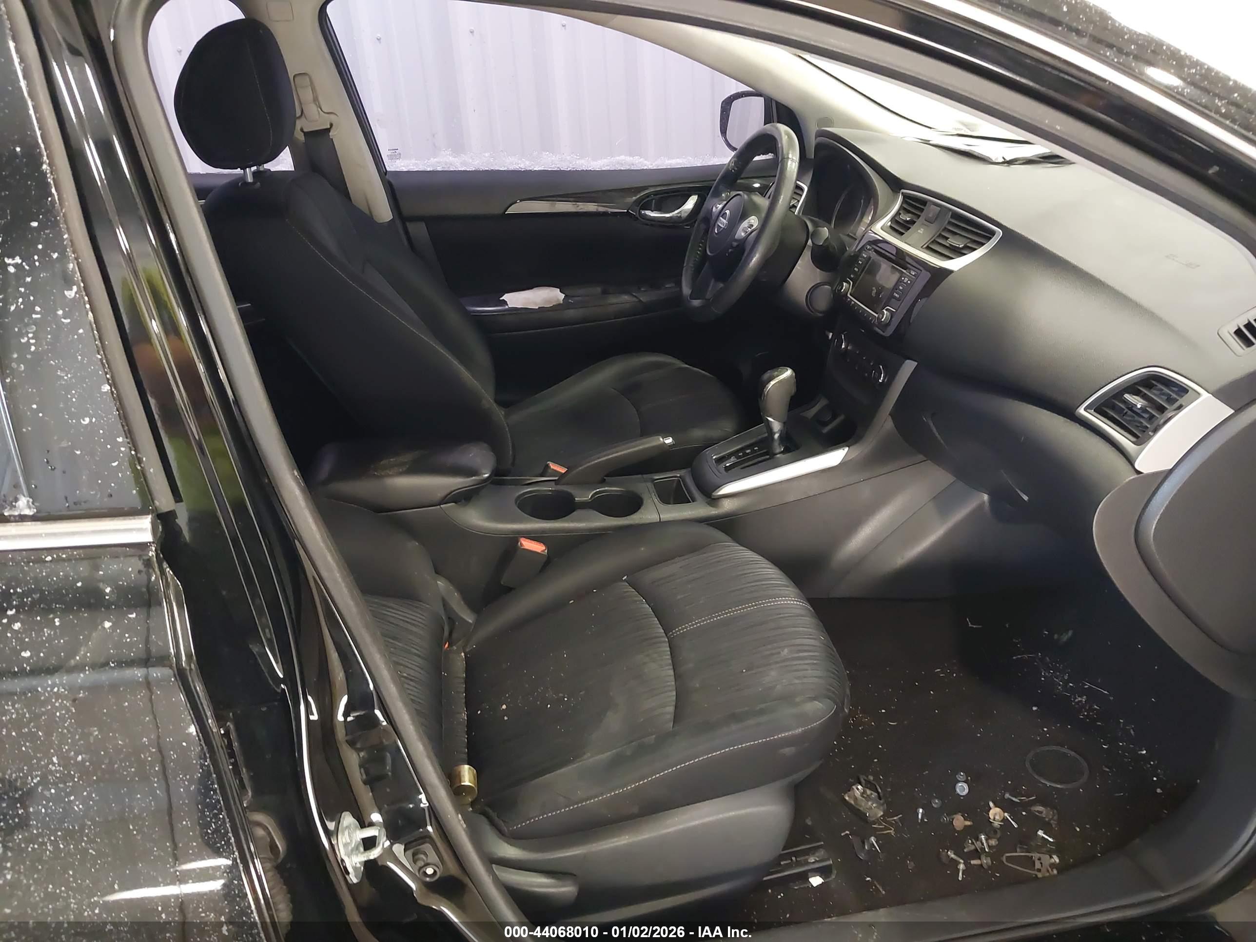 NISSAN SENTRA image 5