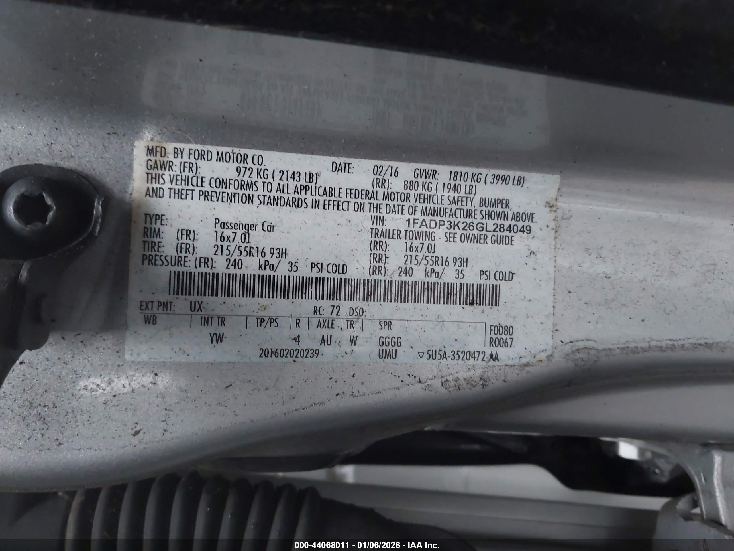 FORD FOCUS image 9