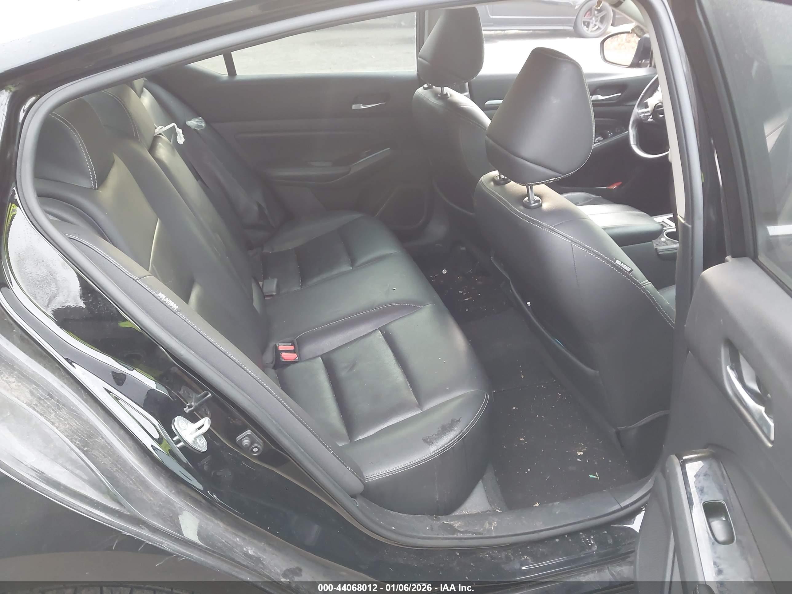 NISSAN ALTIMA image 8