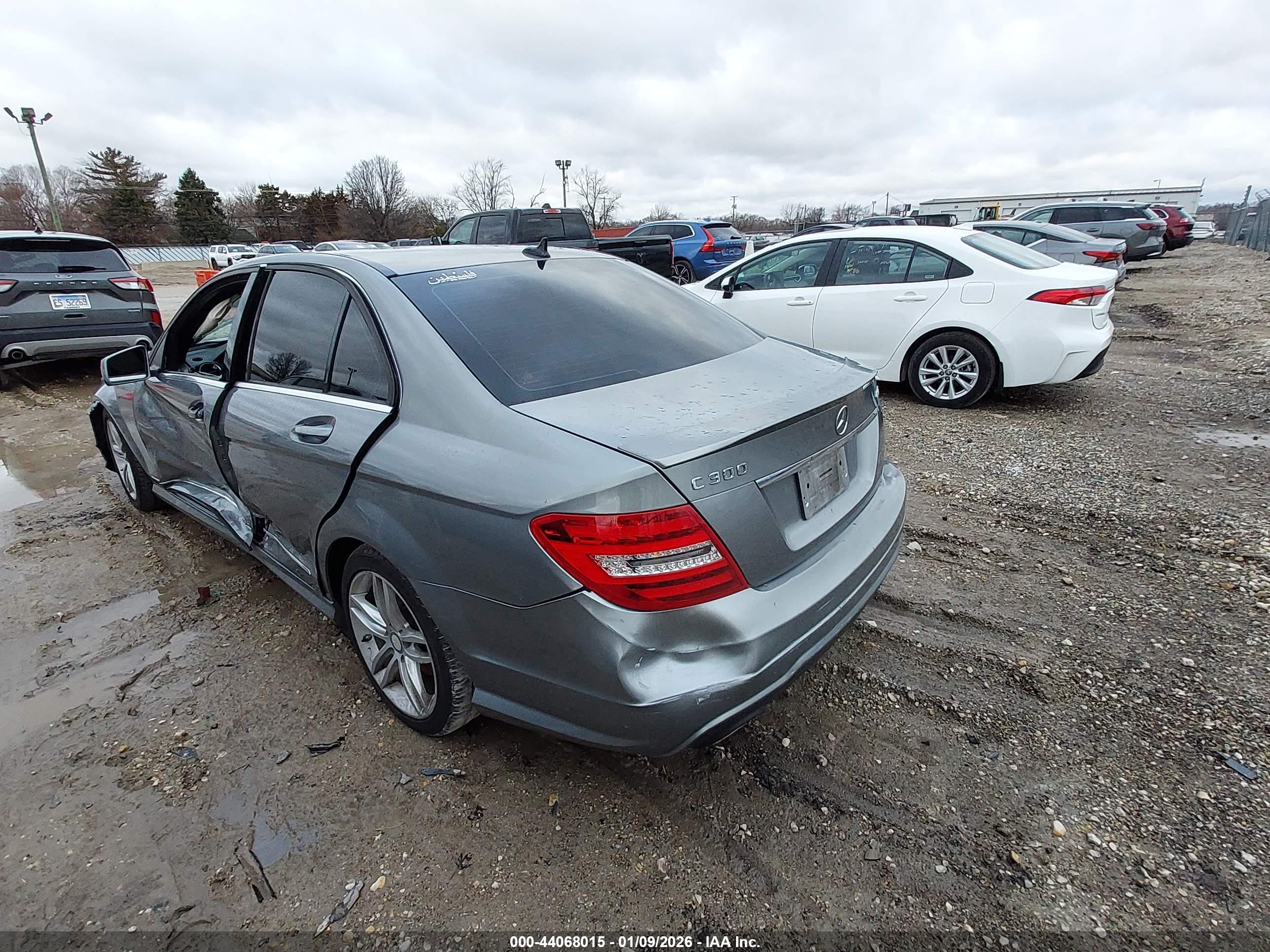 MERCEDES-BENZ C image 3