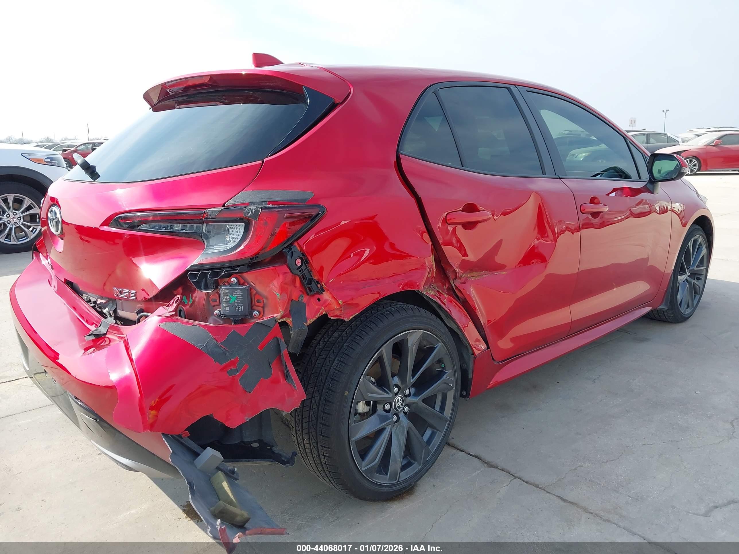 TOYOTA COROLLA image 6