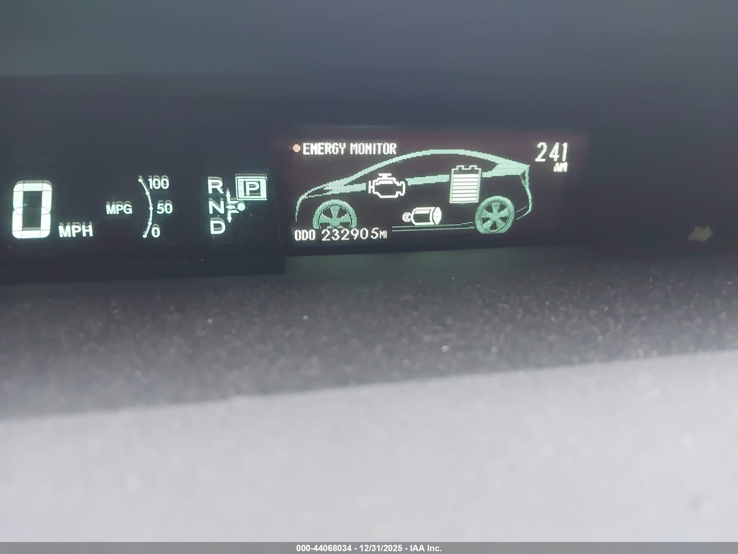 TOYOTA PRIUS image 7
