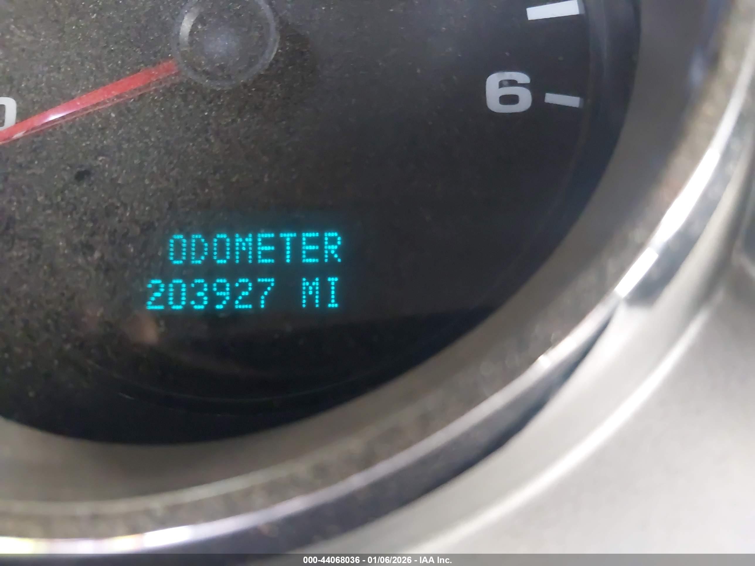 CHEVROLET SILVERADO image 7