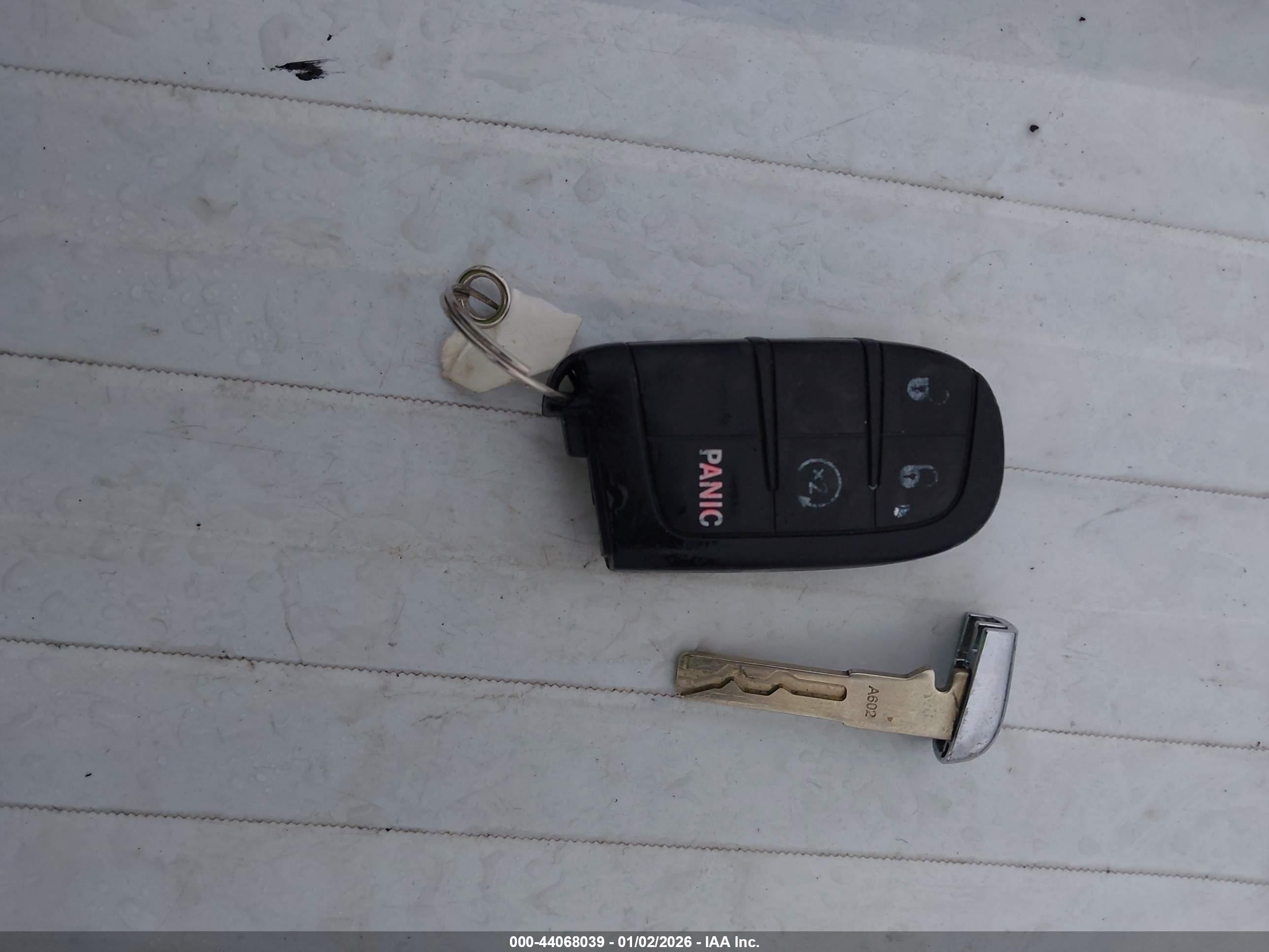 JEEP RENEGADE image 11