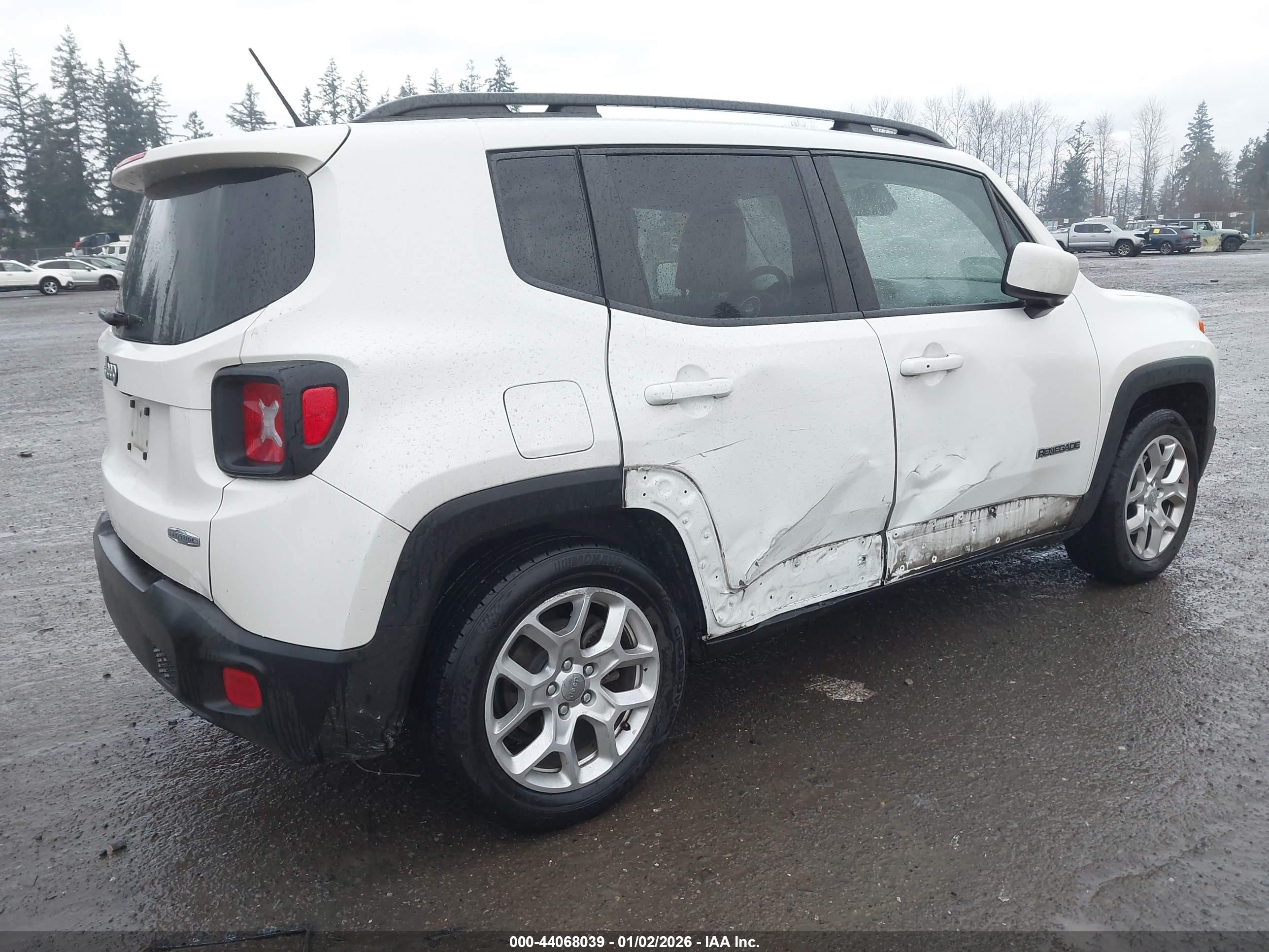 JEEP RENEGADE image 4
