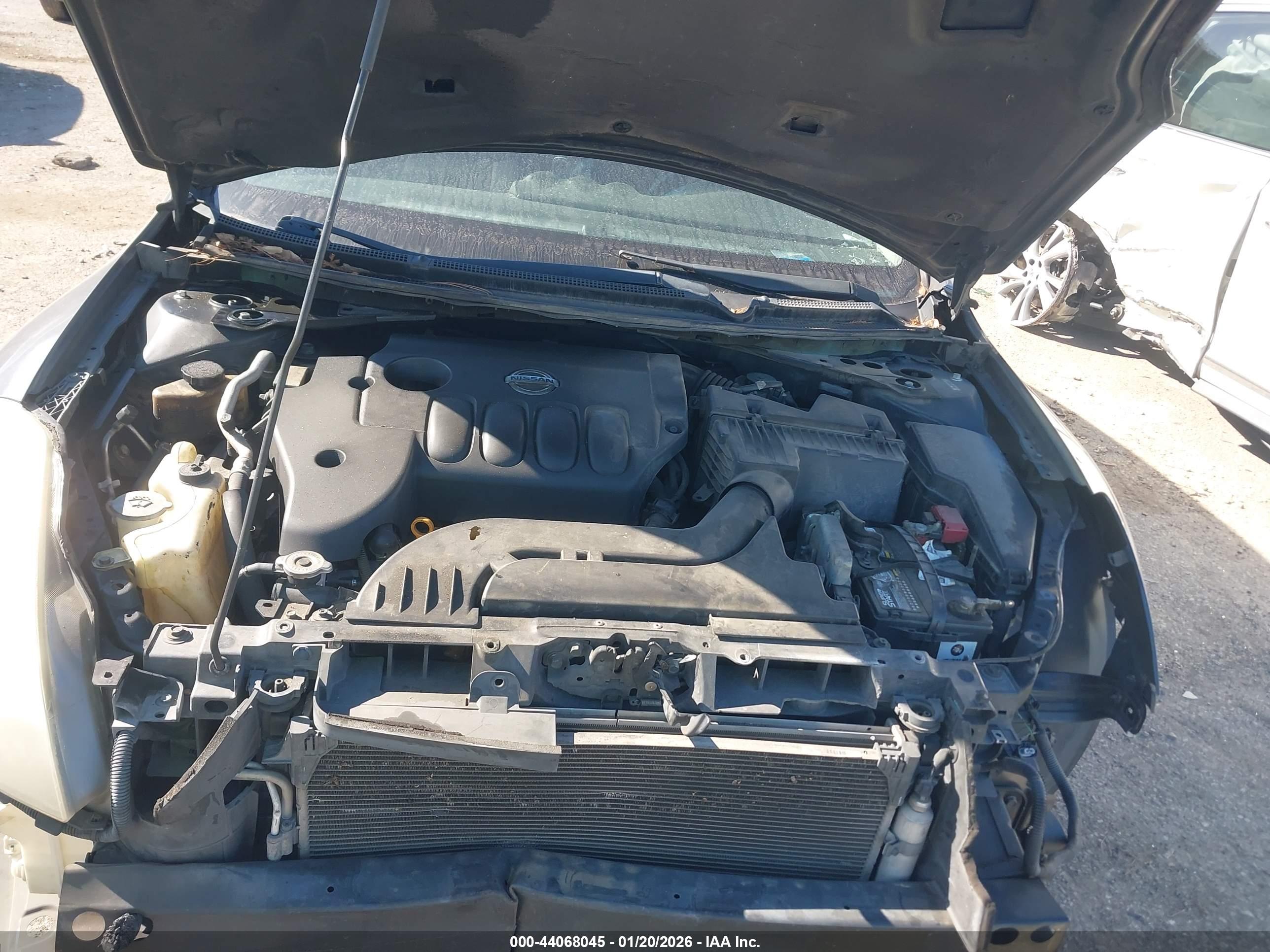 NISSAN ALTIMA image 10