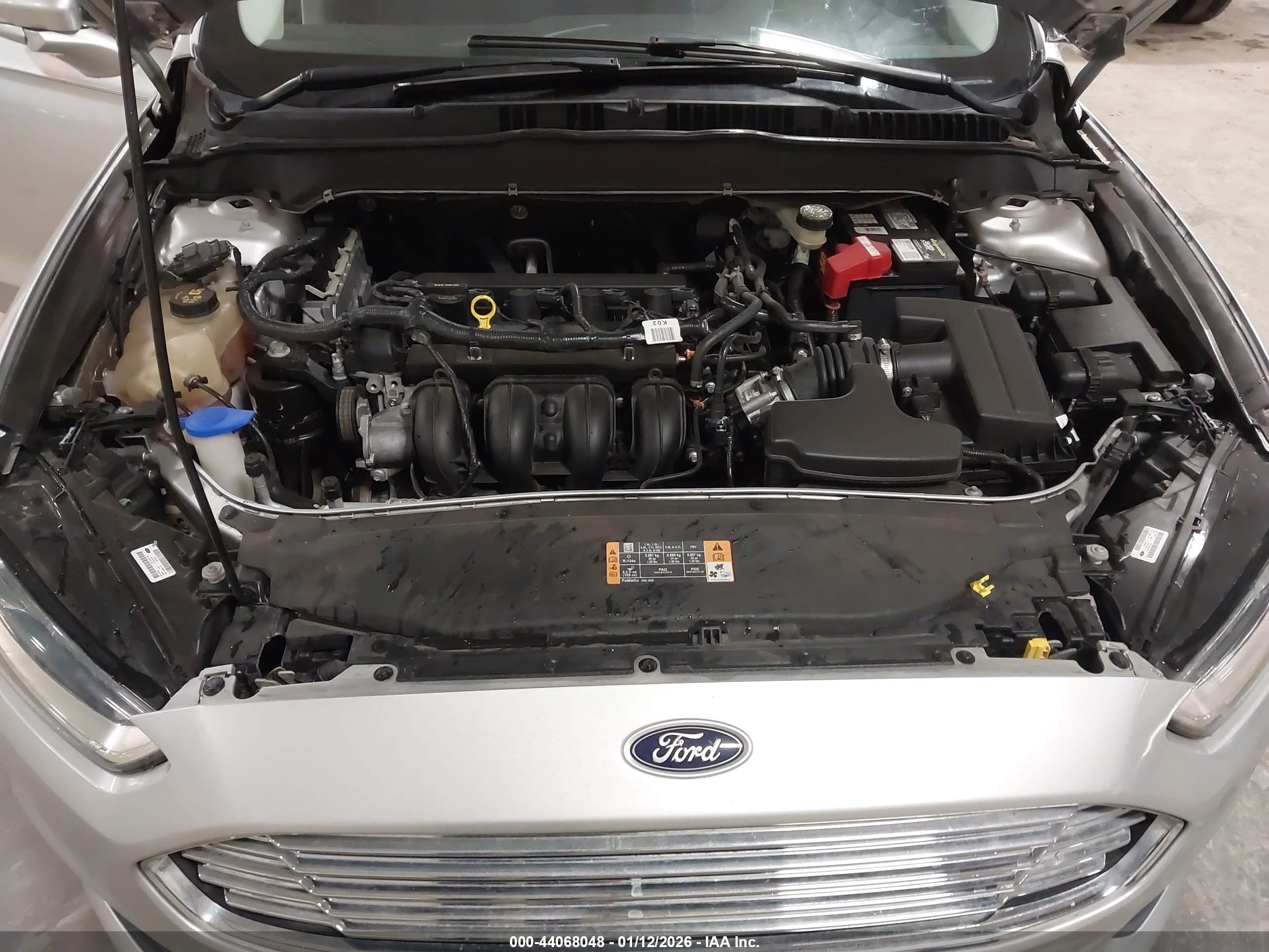 FORD FUSION image 10