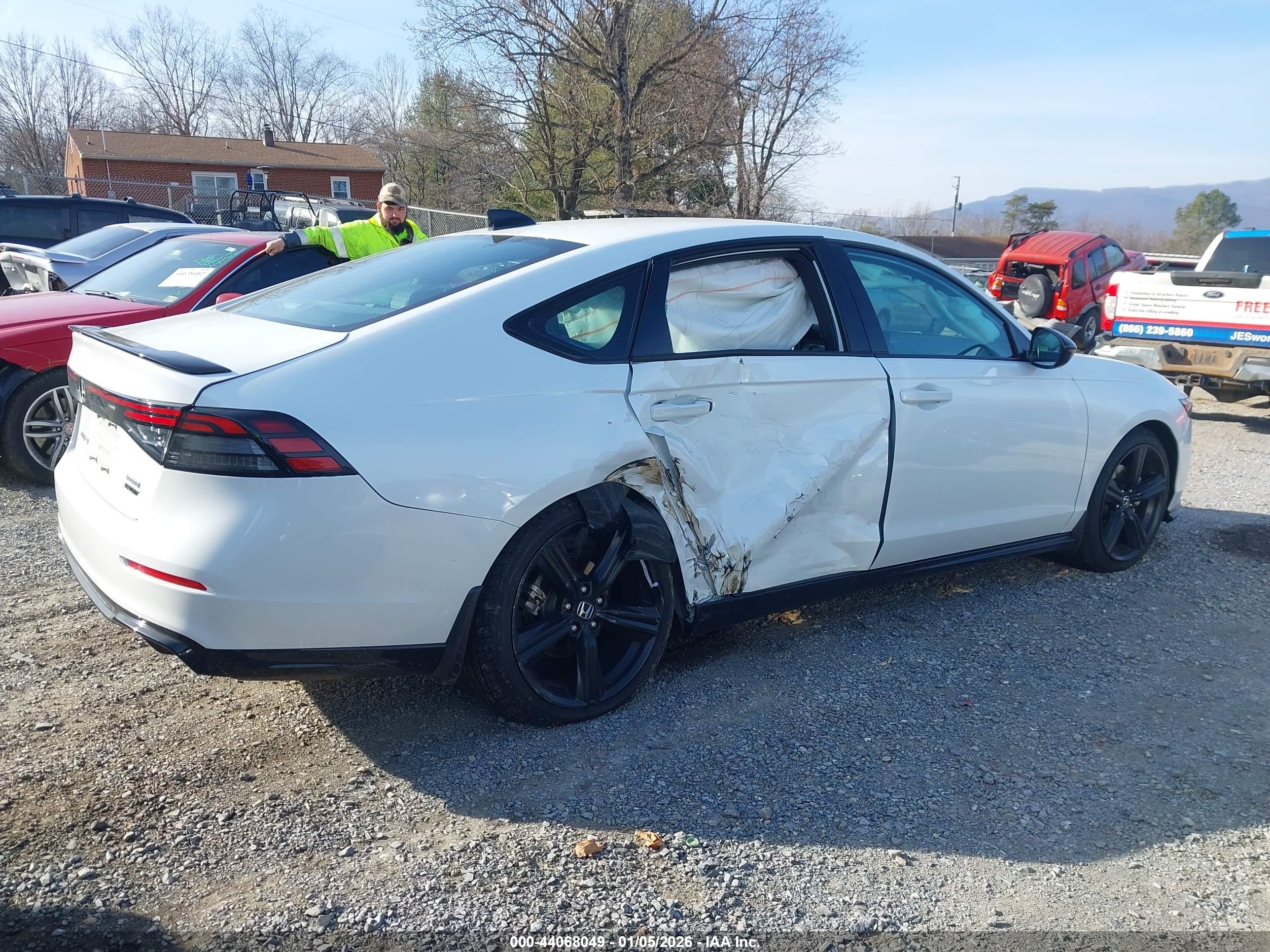 HONDA ACCORD image 6