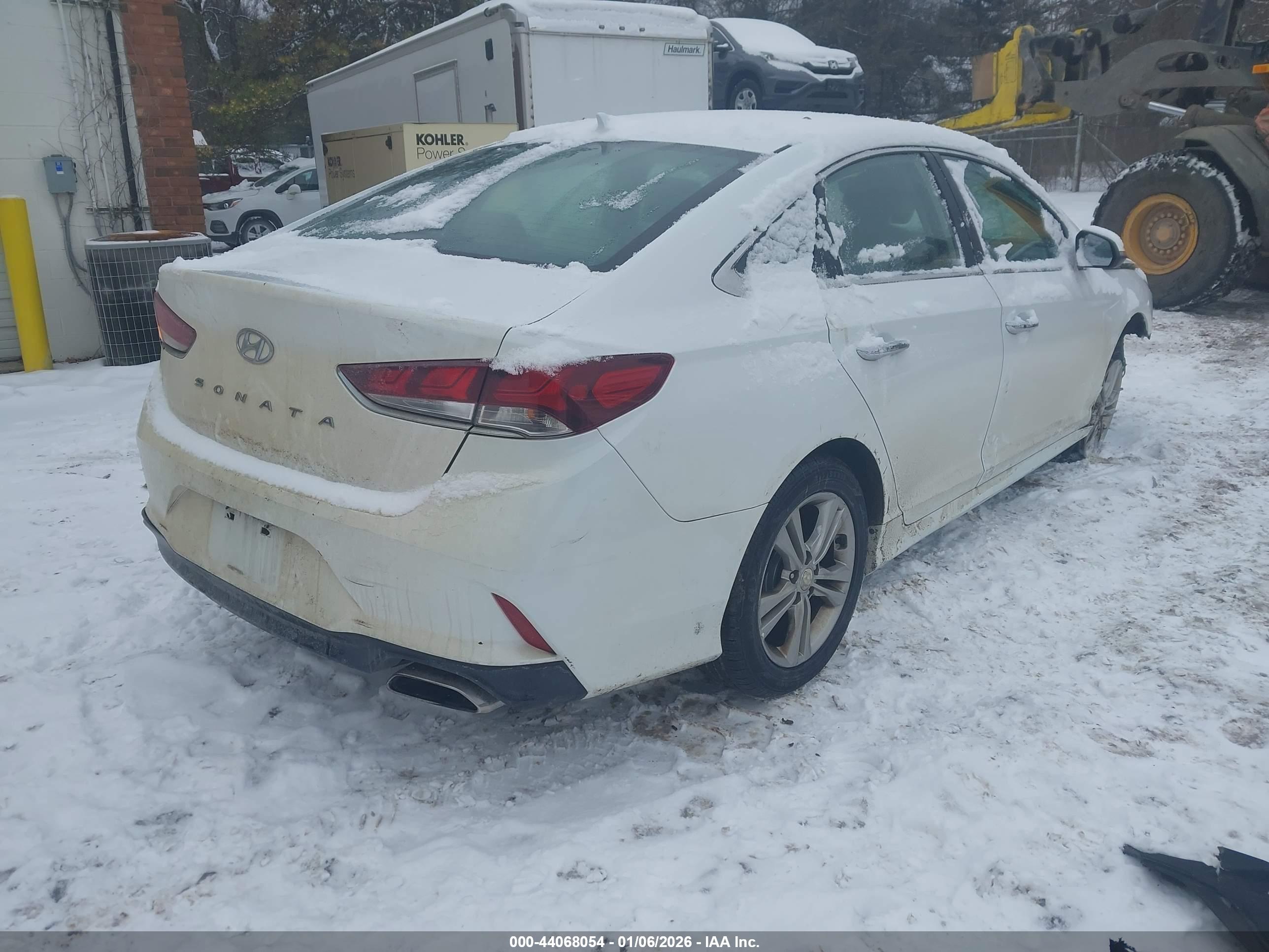 HYUNDAI SONATA image 4