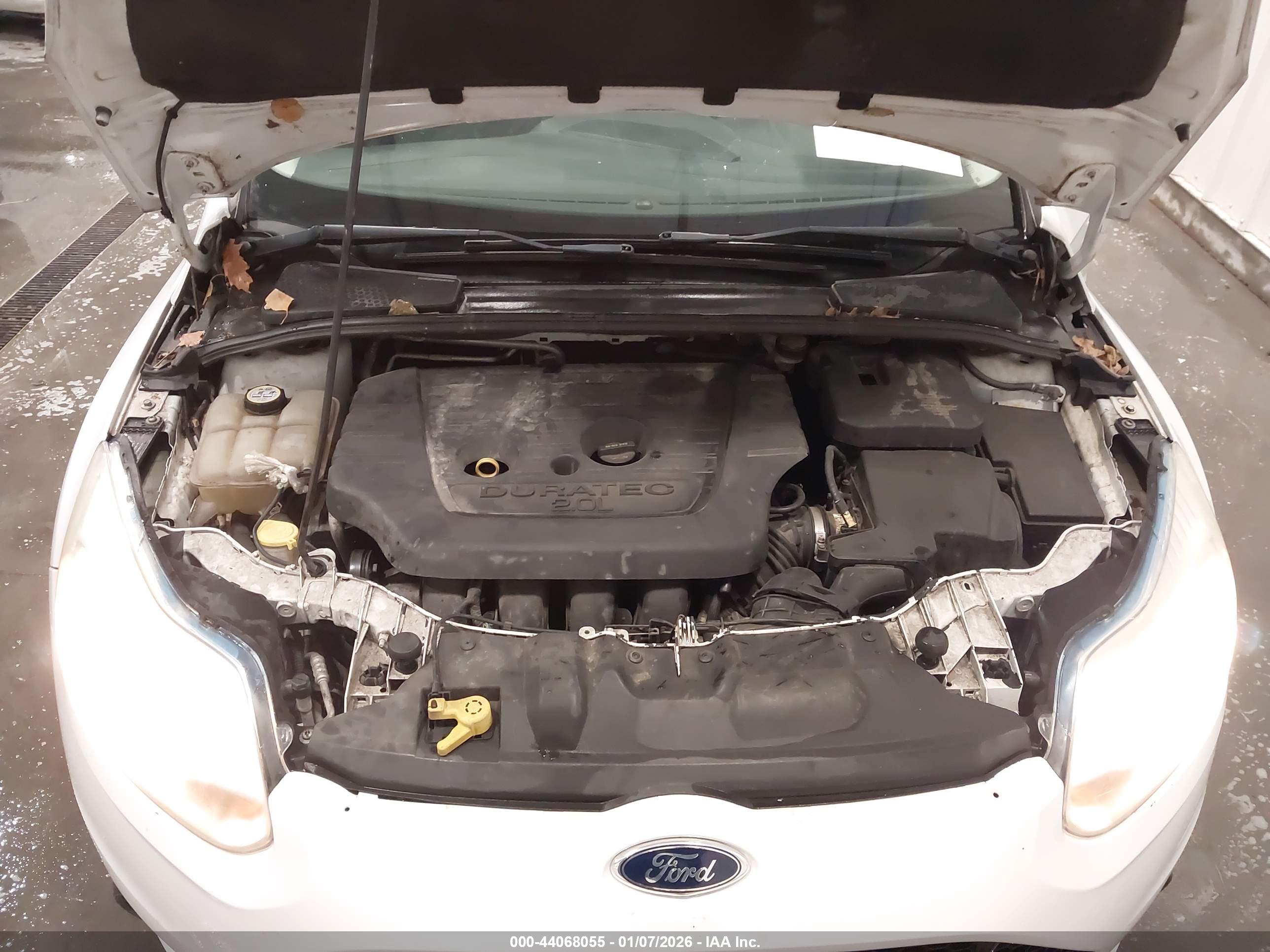 FORD FOCUS image 10