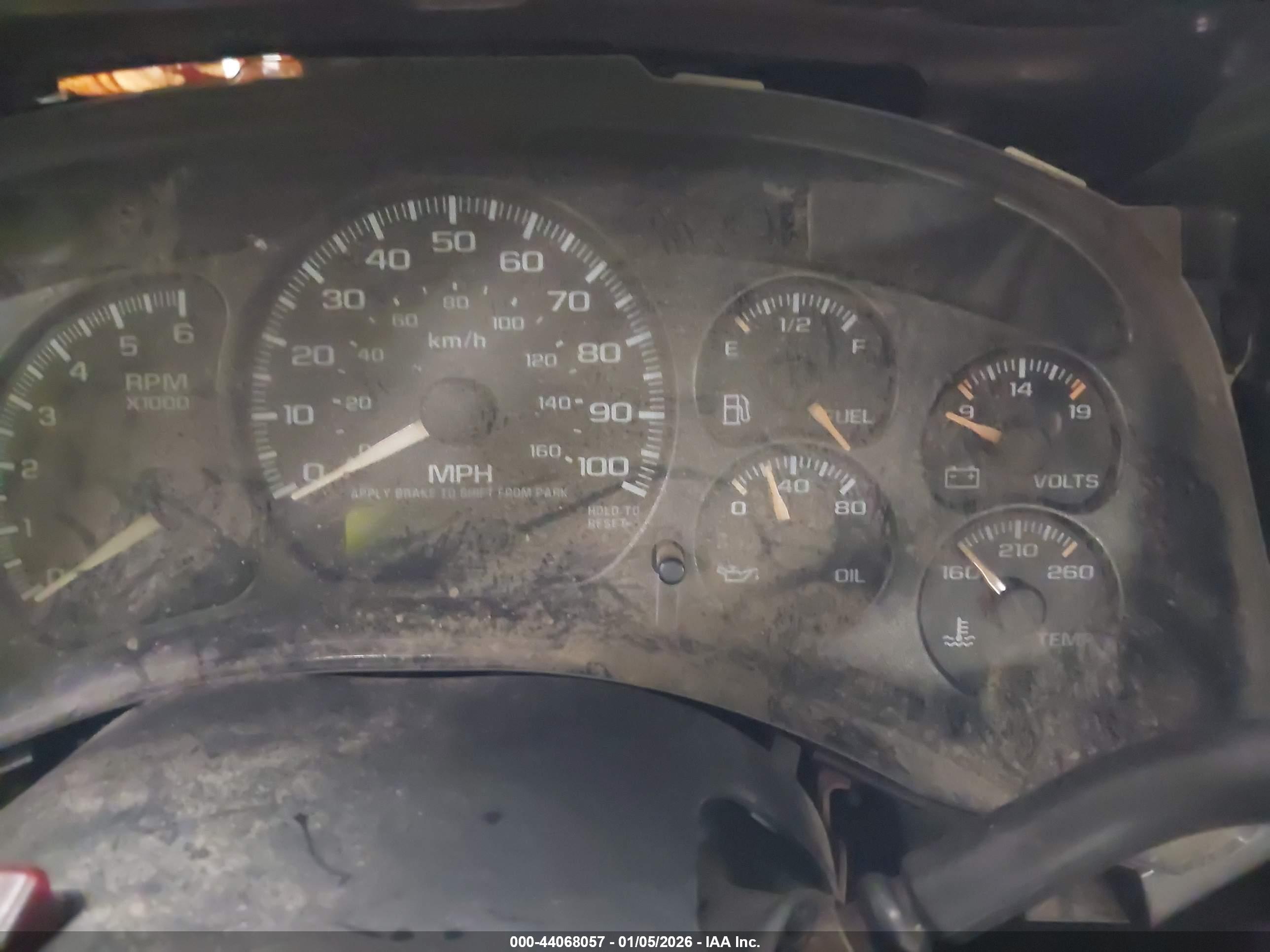 CHEVROLET SILVERADO image 7