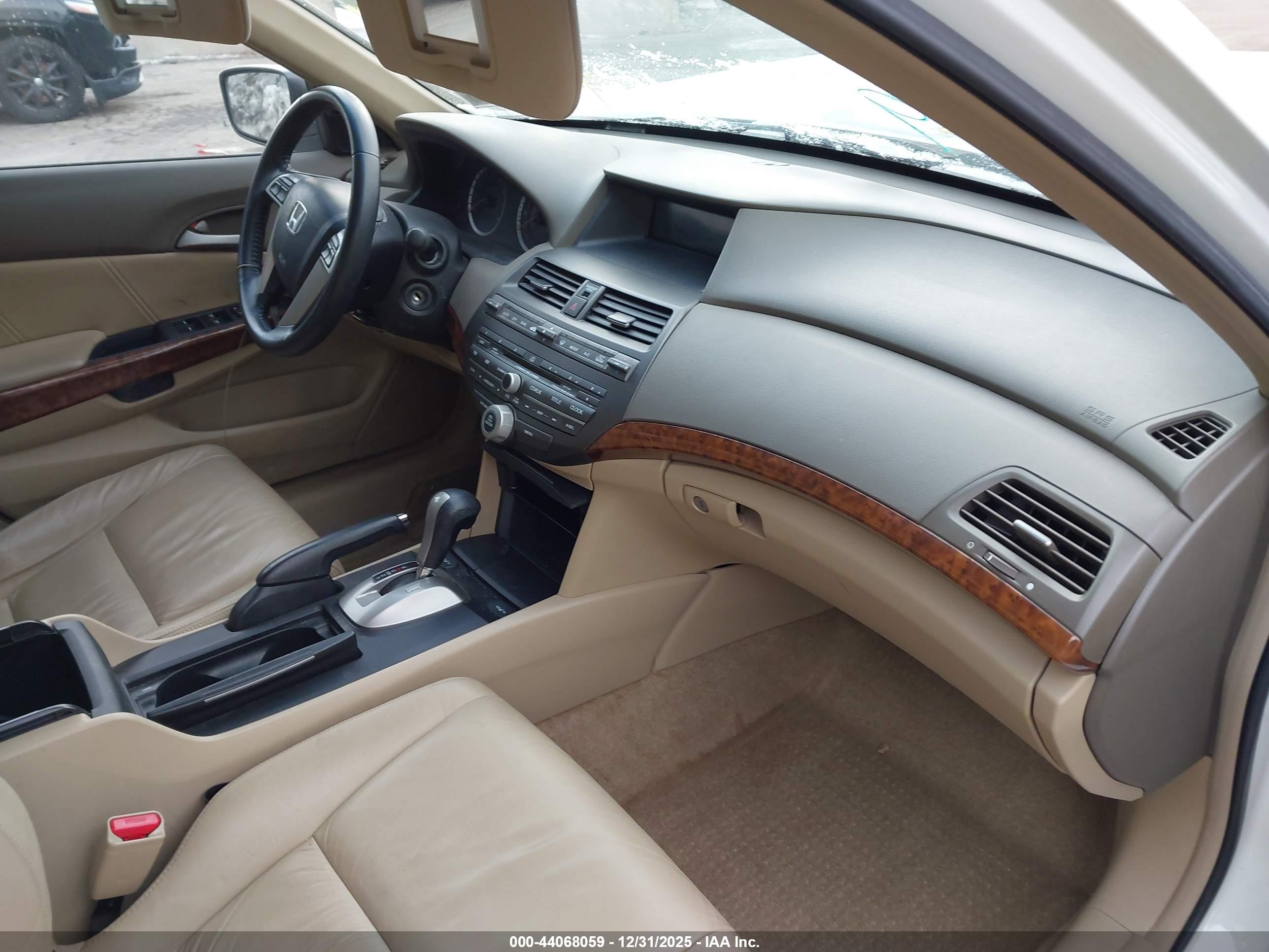 HONDA ACCORD image 5