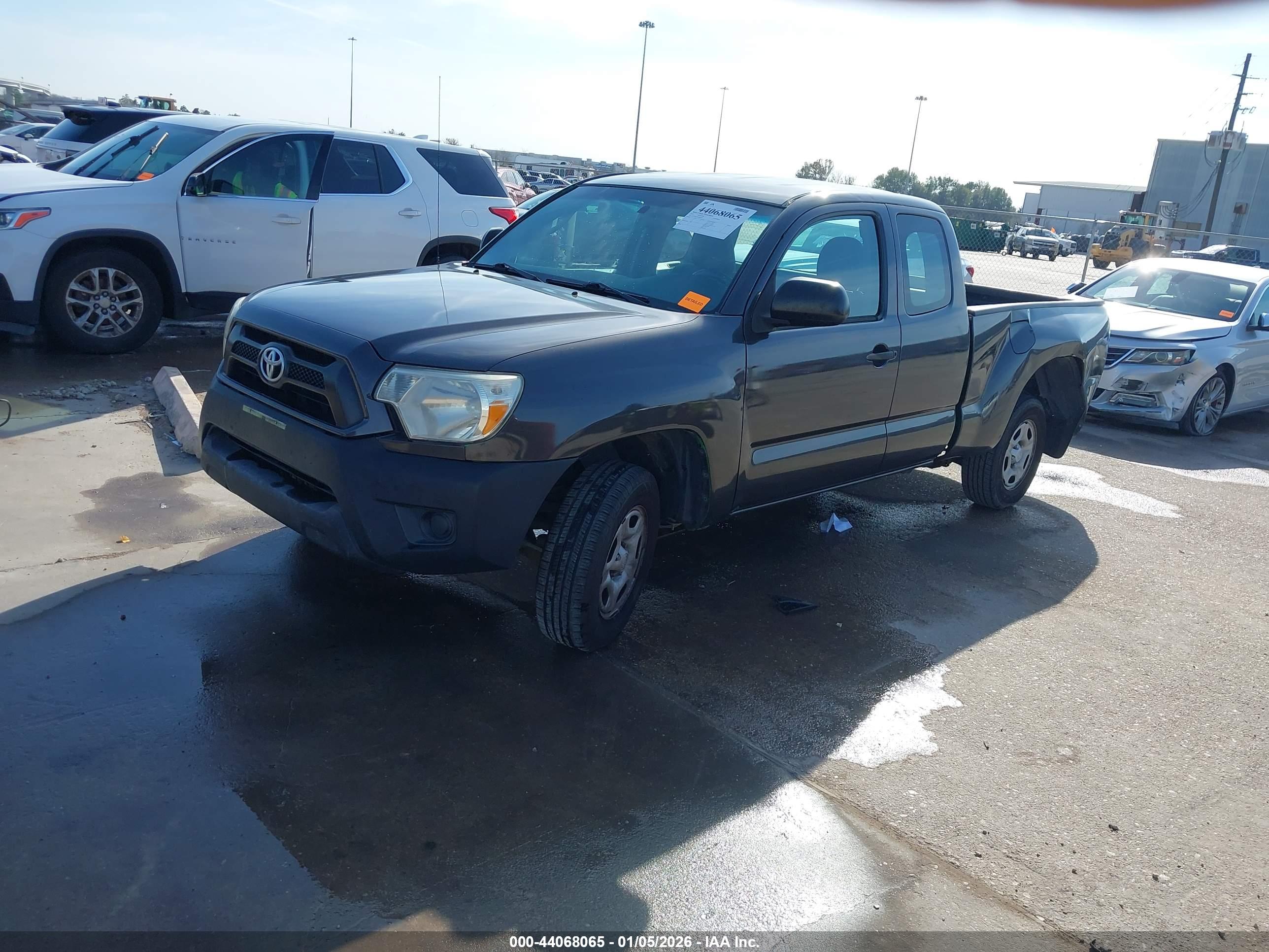 TOYOTA TACOMA image 2