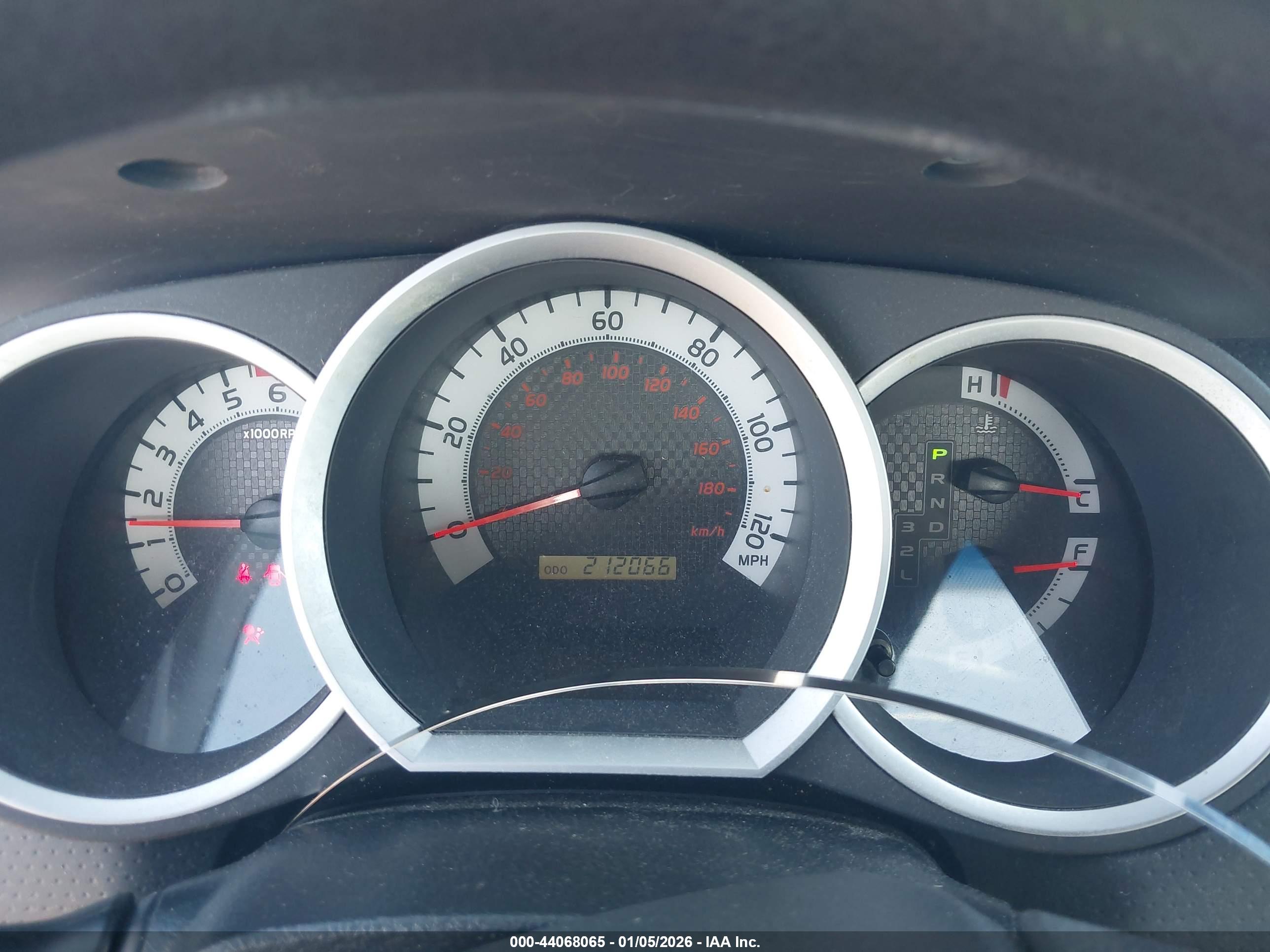 TOYOTA TACOMA image 7