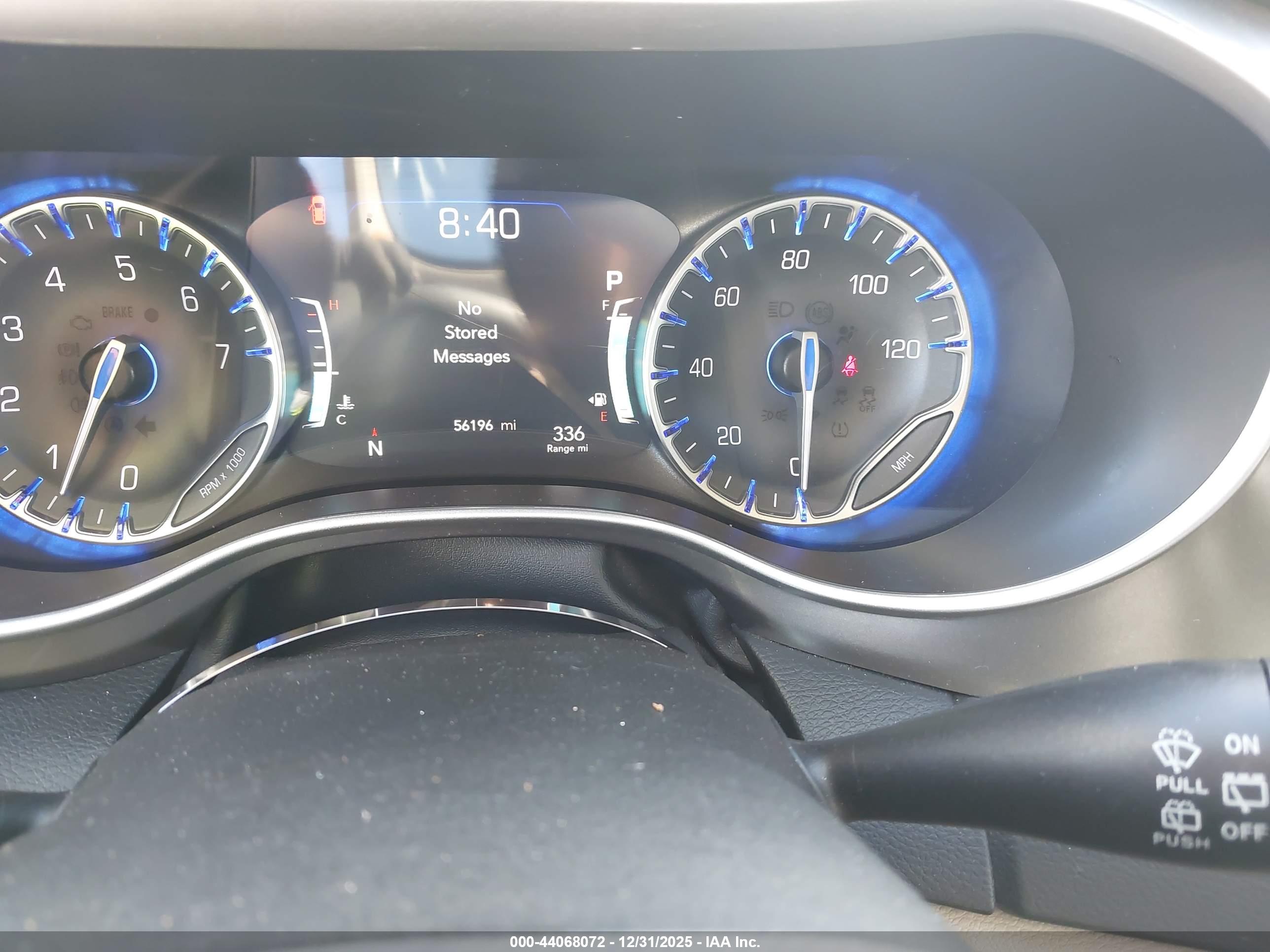 CHRYSLER PACIFICA image 7