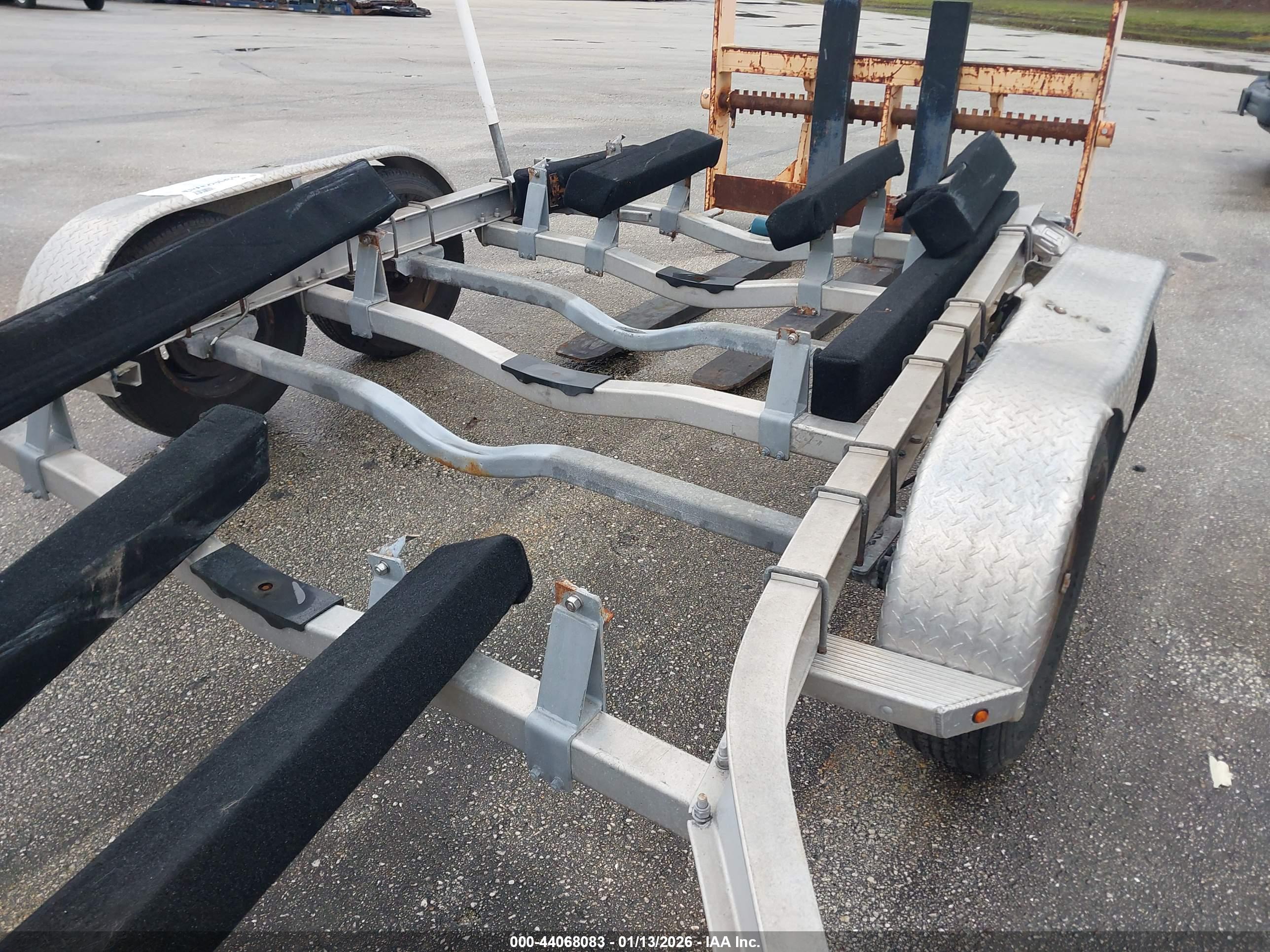 BOAT TRAILER image 8